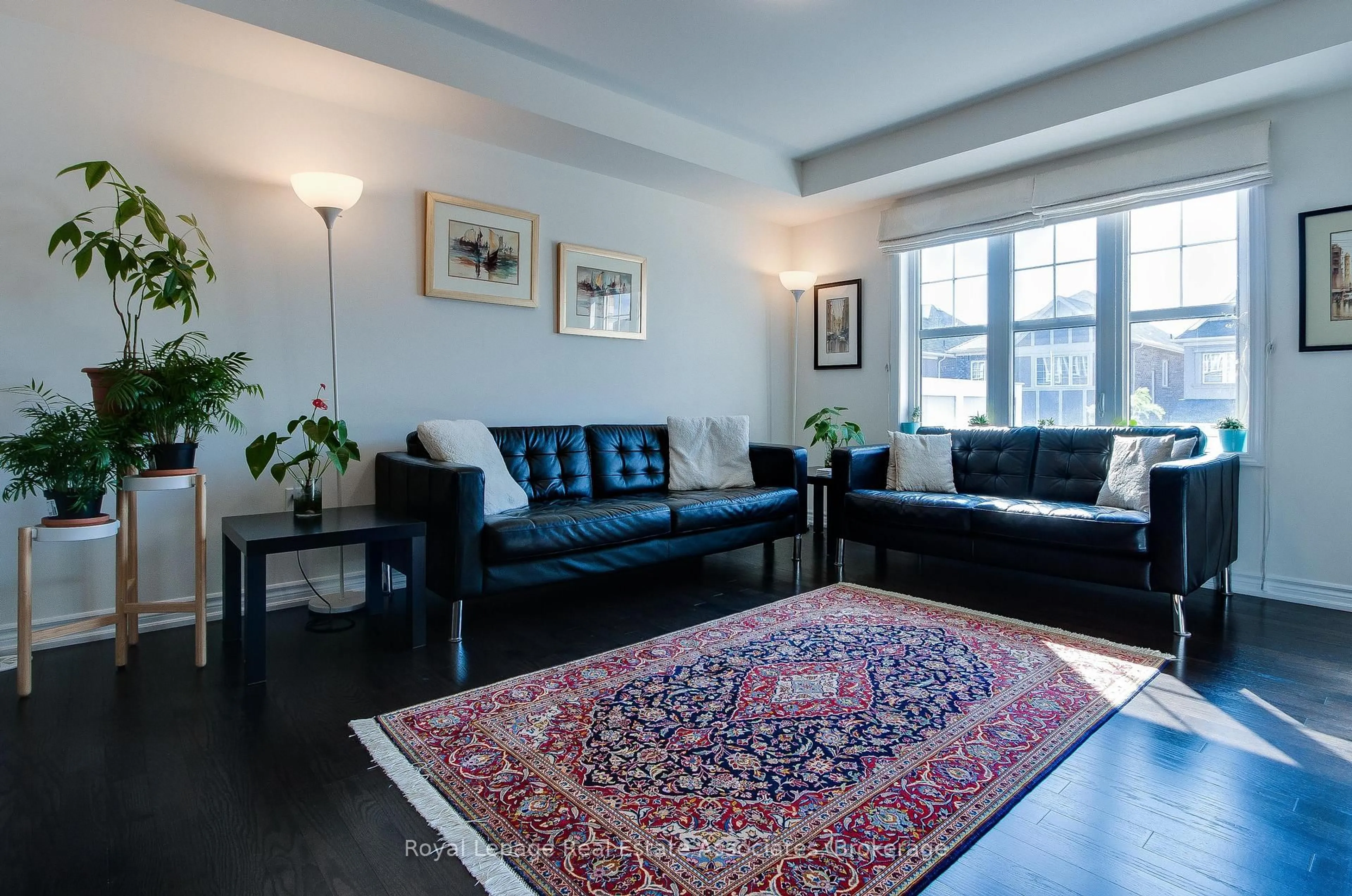Living room with furniture, unknown for 70 Locker Pl, Milton Ontario L9E 1E8