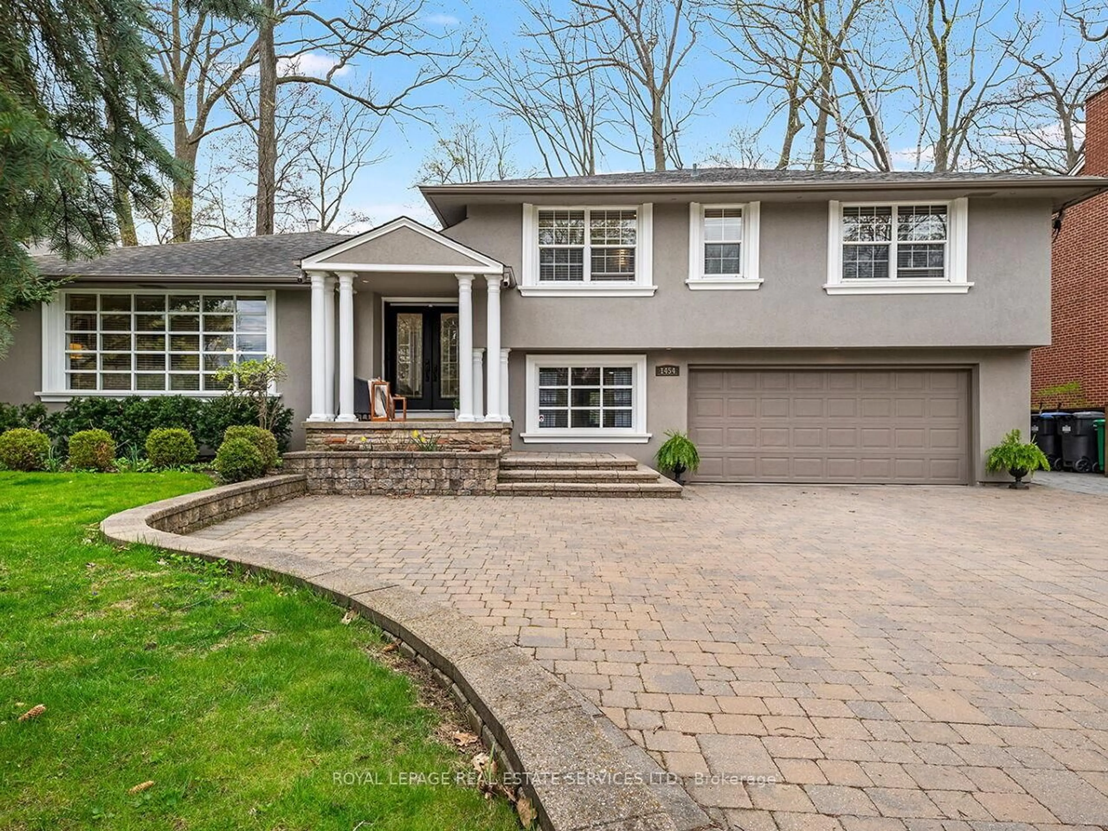 Home with brick exterior material, street for 1454 Chasehurst Dr, Mississauga Ontario L5J 3A7