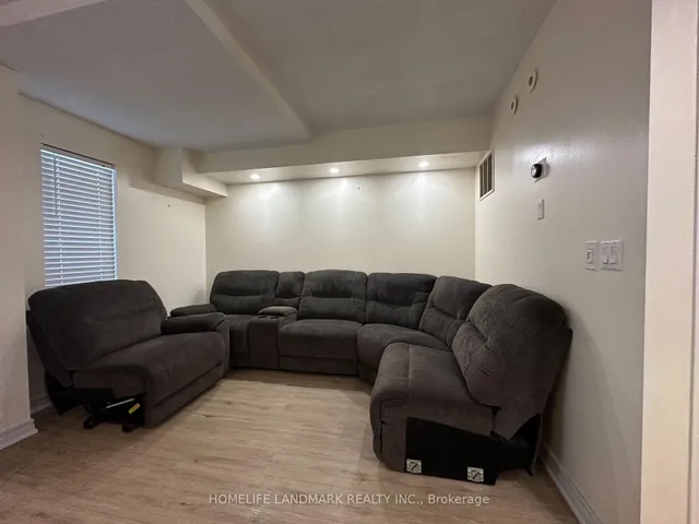 3043 Finch Ave #1014, Toronto 5