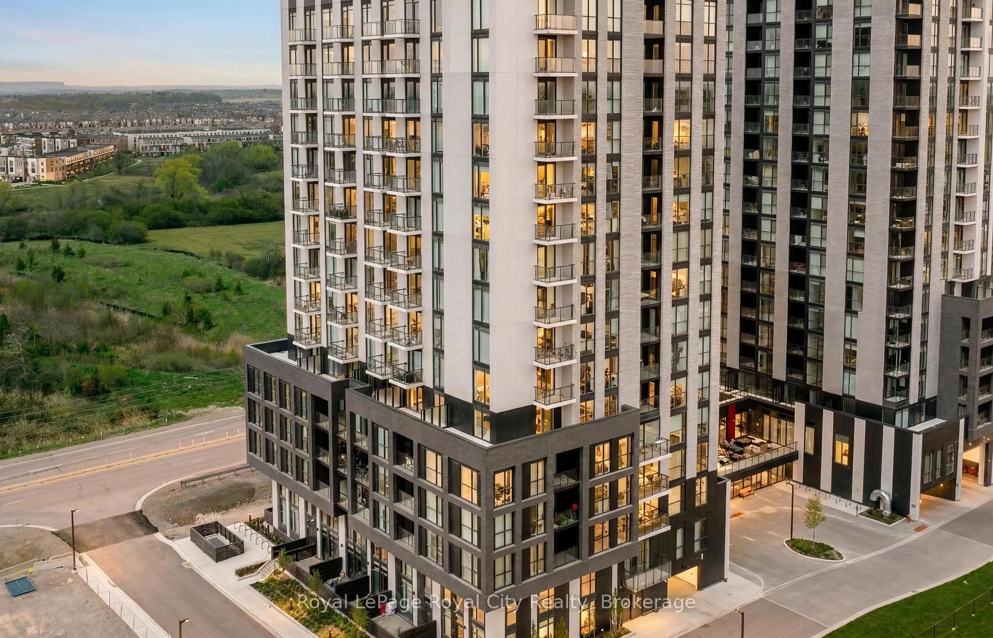 A pic from outside/outdoor area/front of a property/back of a property/a pic from drone, city buildings view from balcony for 3071 Trafalgar Rd #604, Oakville Ontario L6H 8C6