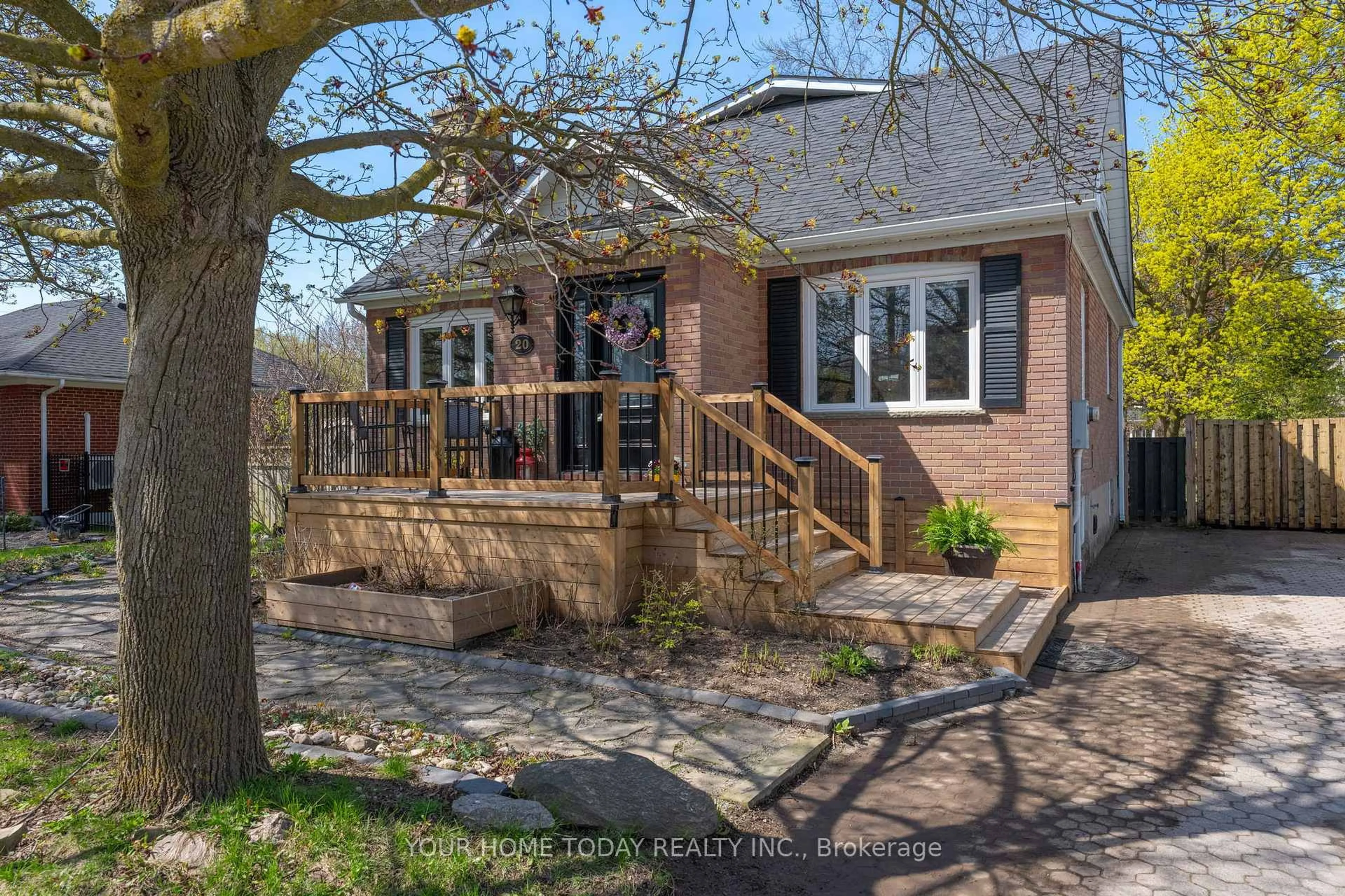 Home with brick exterior material, street for 20 Elgin St, Halton Hills Ontario L7G 3M3