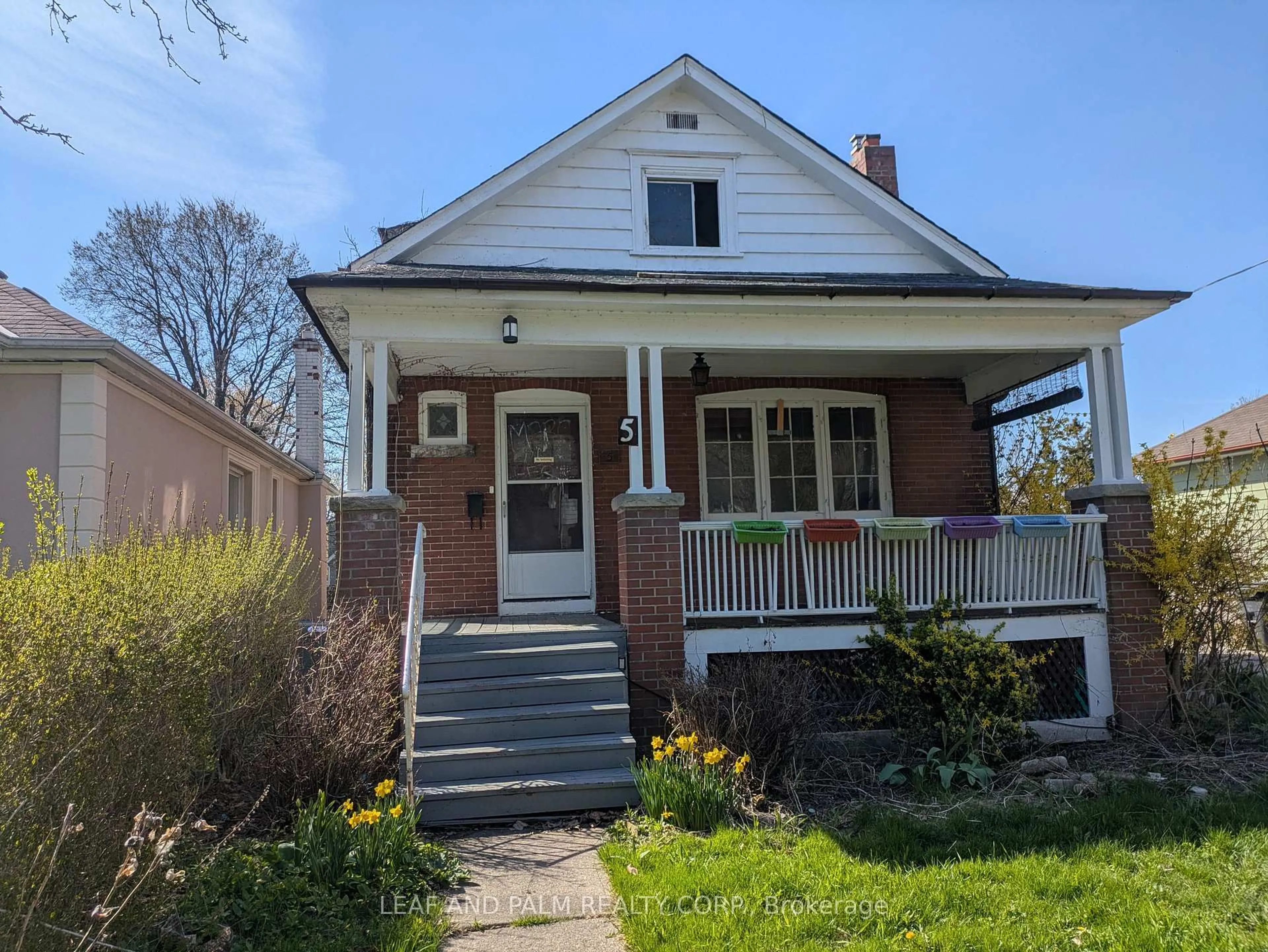 Unknown for 5 Meaford Ave, Toronto Ontario M8V 2H6