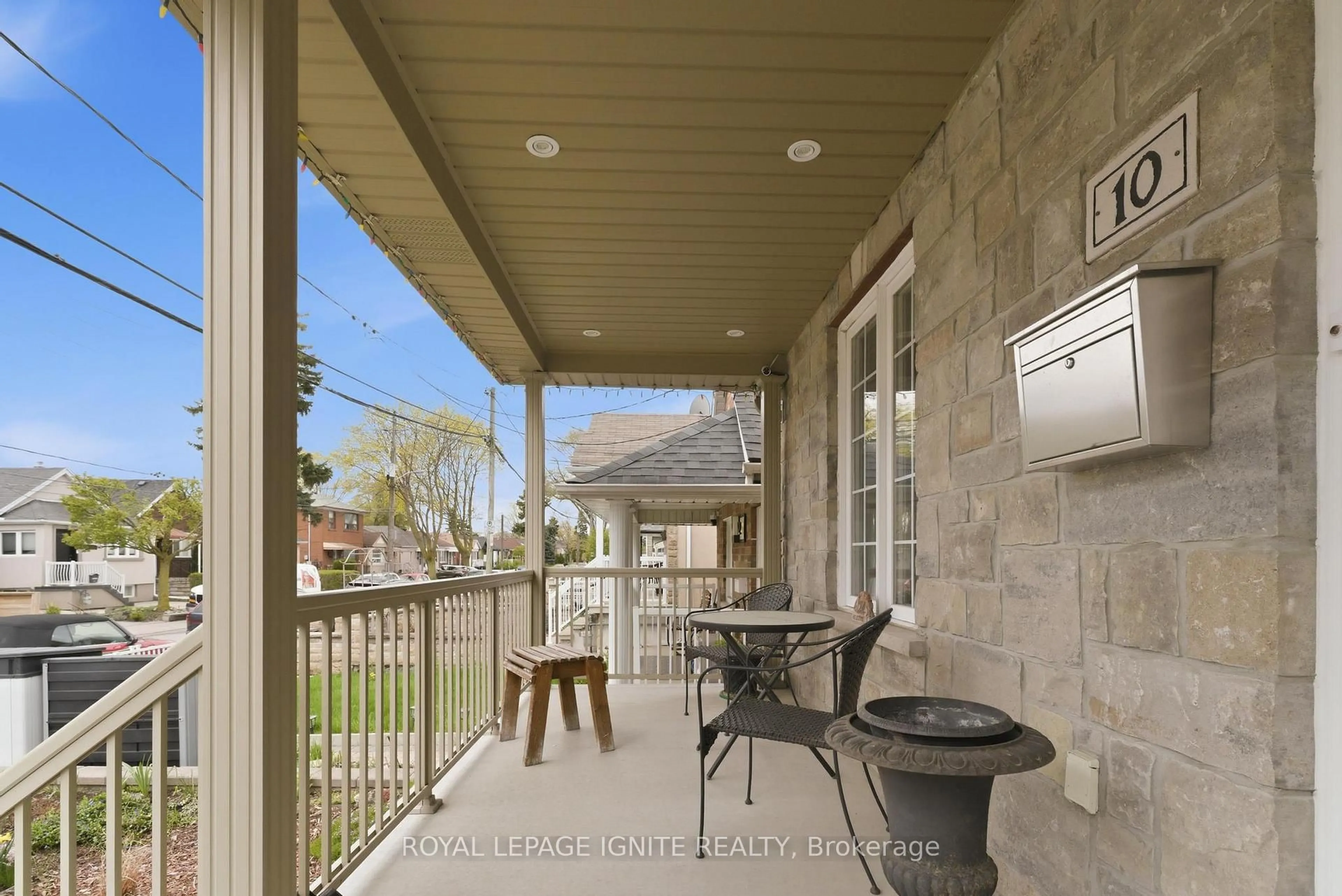 Patio, street for 10 Cayuga Ave, Toronto Ontario M6N 2G1