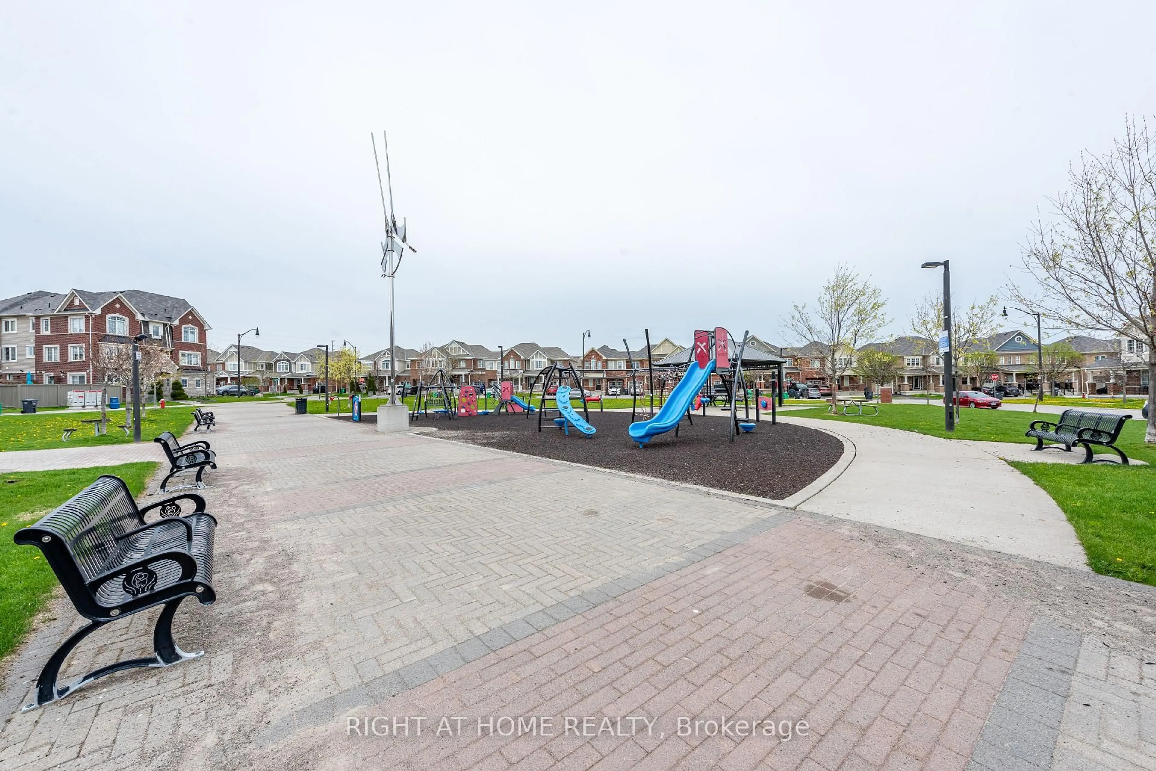 Unknown for 4 Hafia St #., Brampton Ontario L7A 0A8