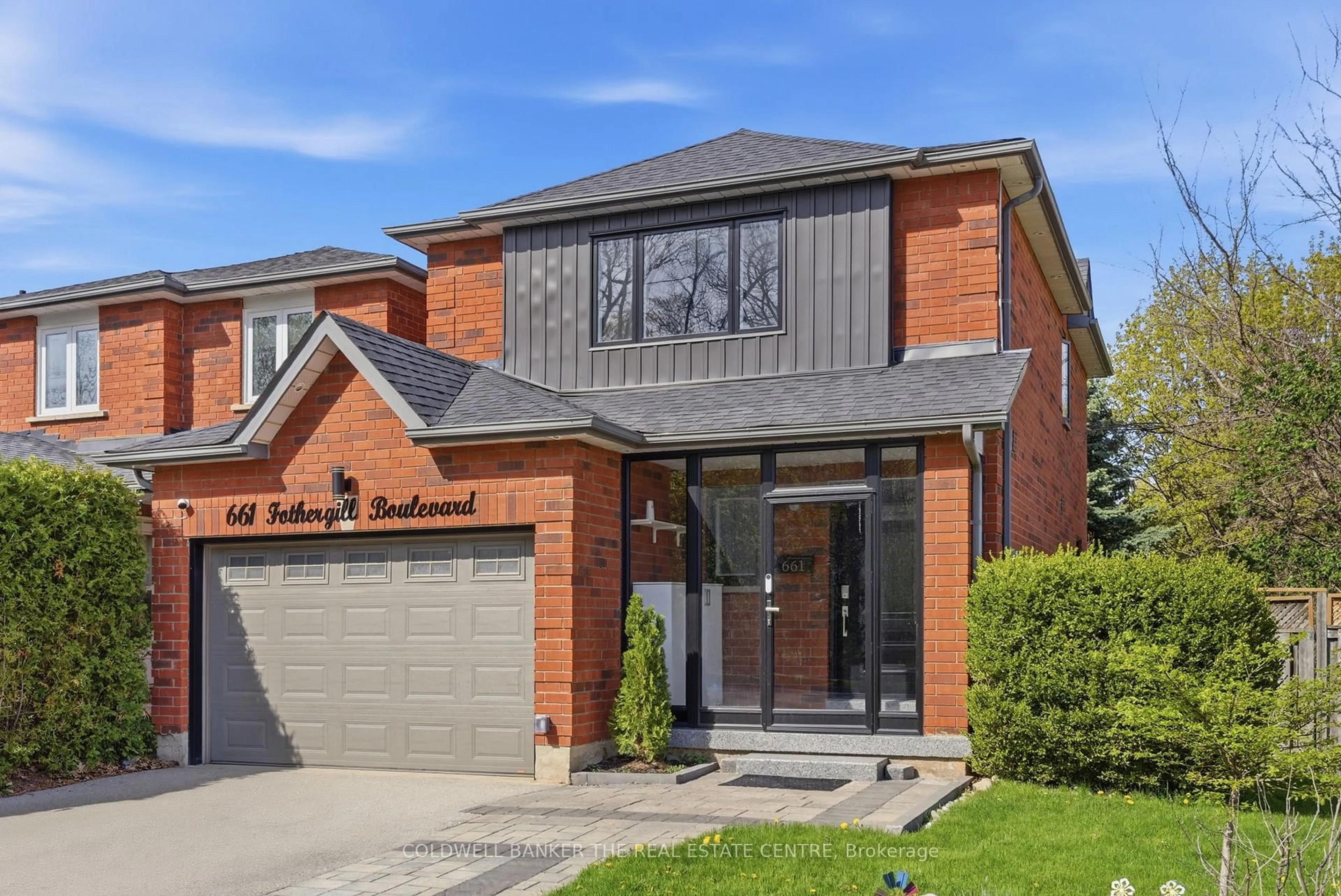 Home with brick exterior material, street for 661 Fothergill Blvd Ave, Burlington Ontario L7L 6E5