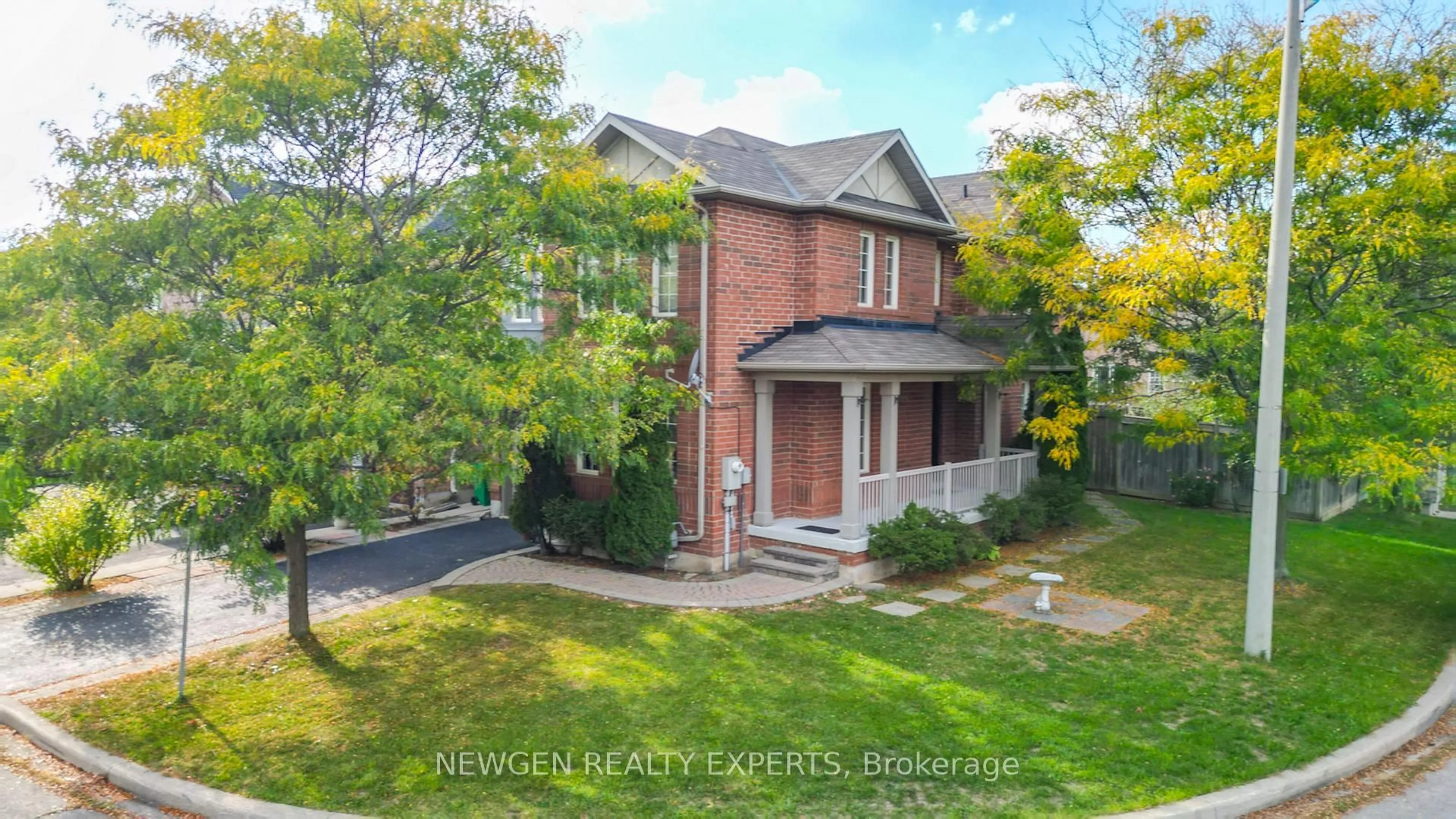 Home with brick exterior material, street for 87 Luella Cres, Brampton Ontario L7A 3H5