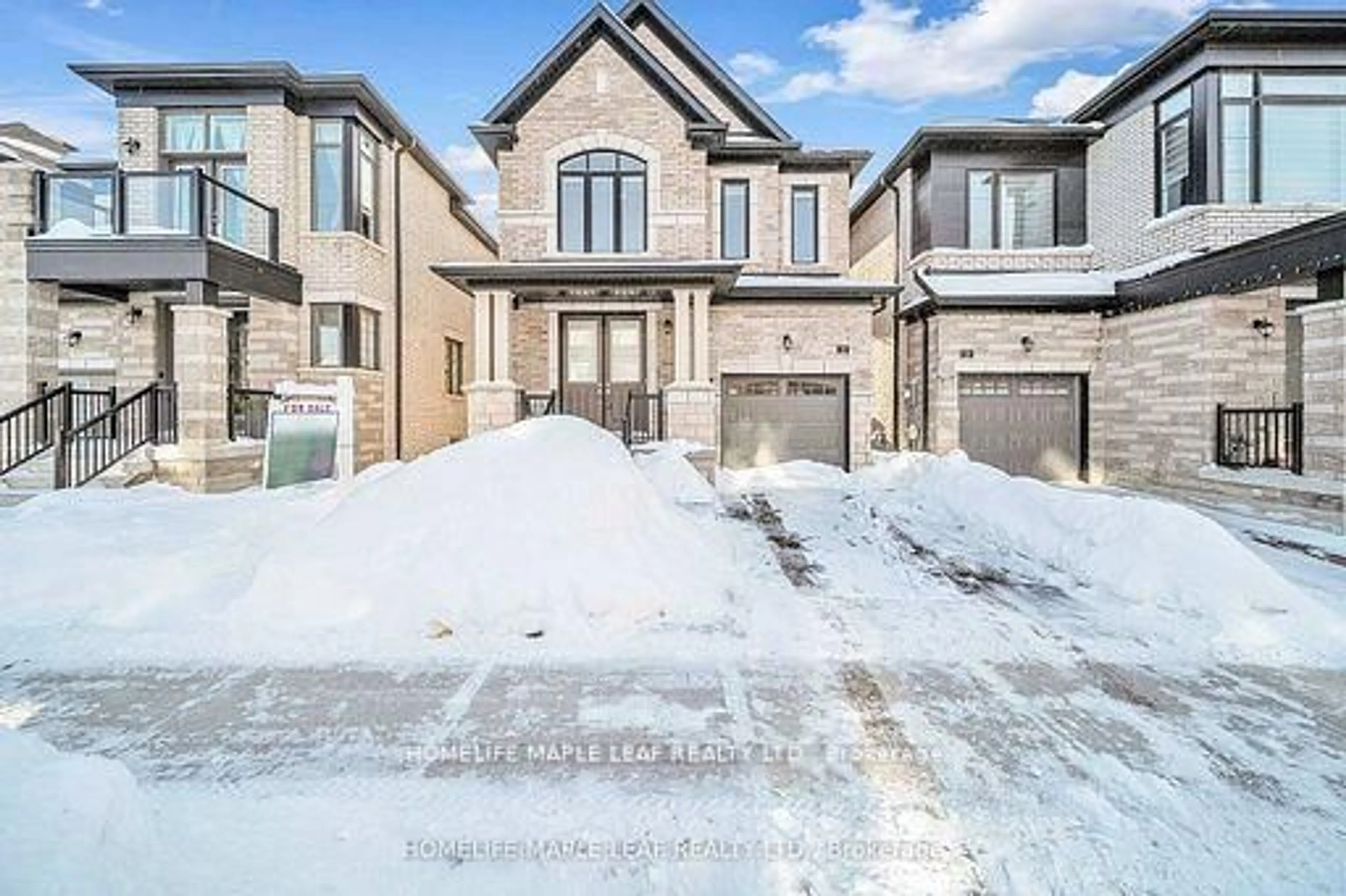 Unknown for 32 Camino Real Dr, Caledon Ontario L7C 1Z9