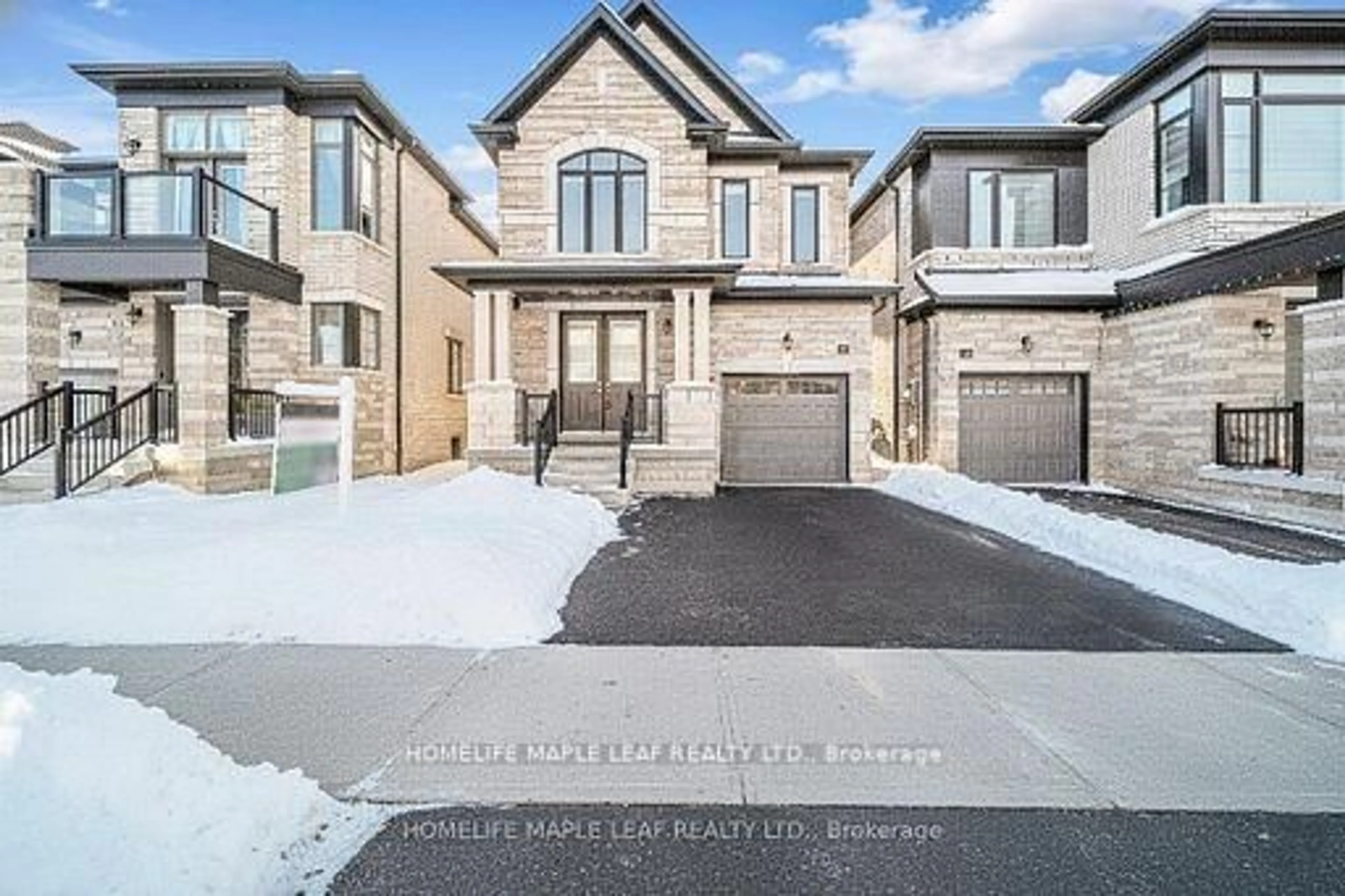 Unknown for 32 Camino Real Dr, Caledon Ontario L7C 1Z9