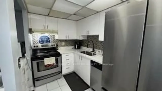 145 Hillcrest Ave #910, Mississauga 4