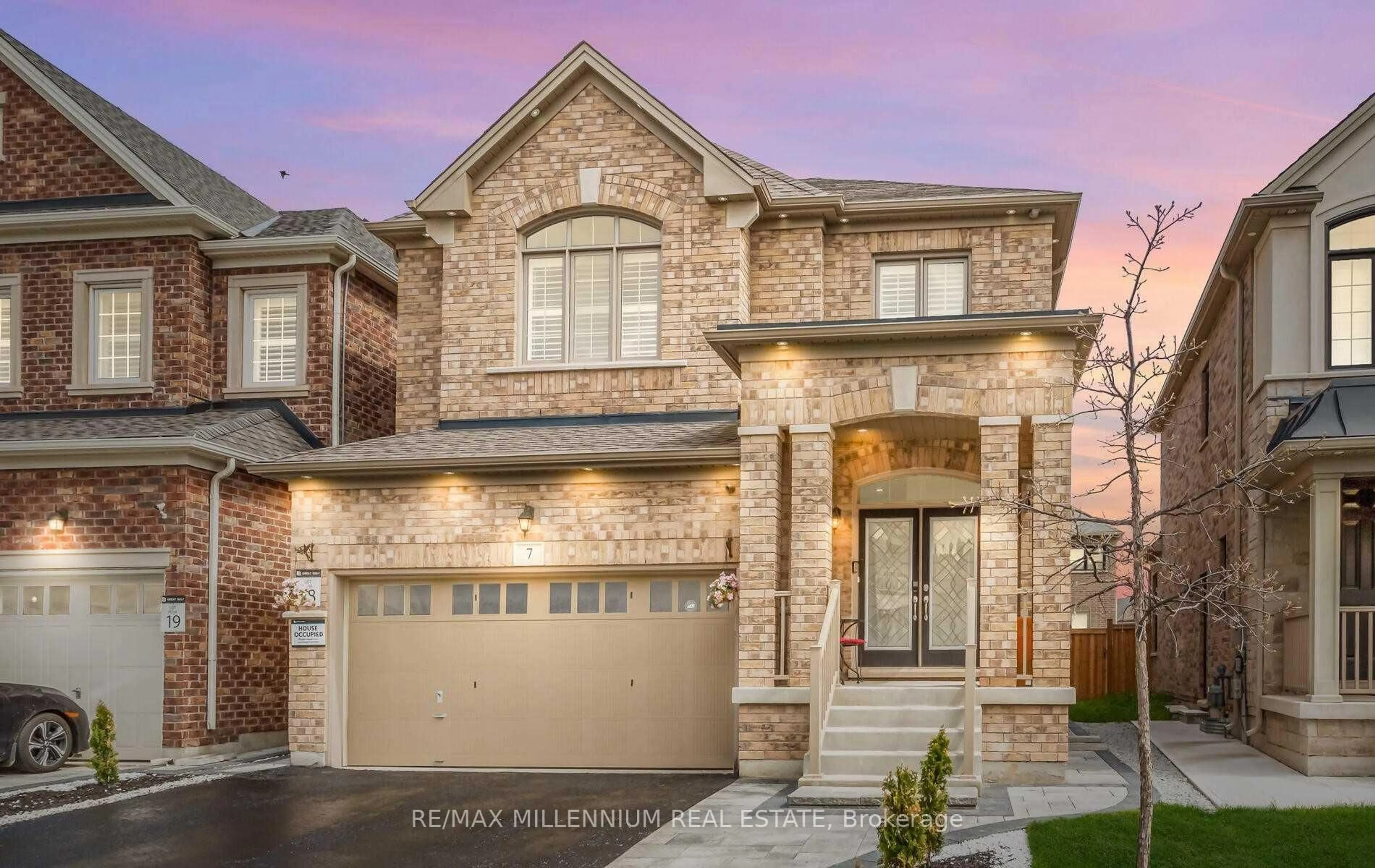 Home with brick exterior material, street for 7 Vetch St, Brampton Ontario L6Y 0E3