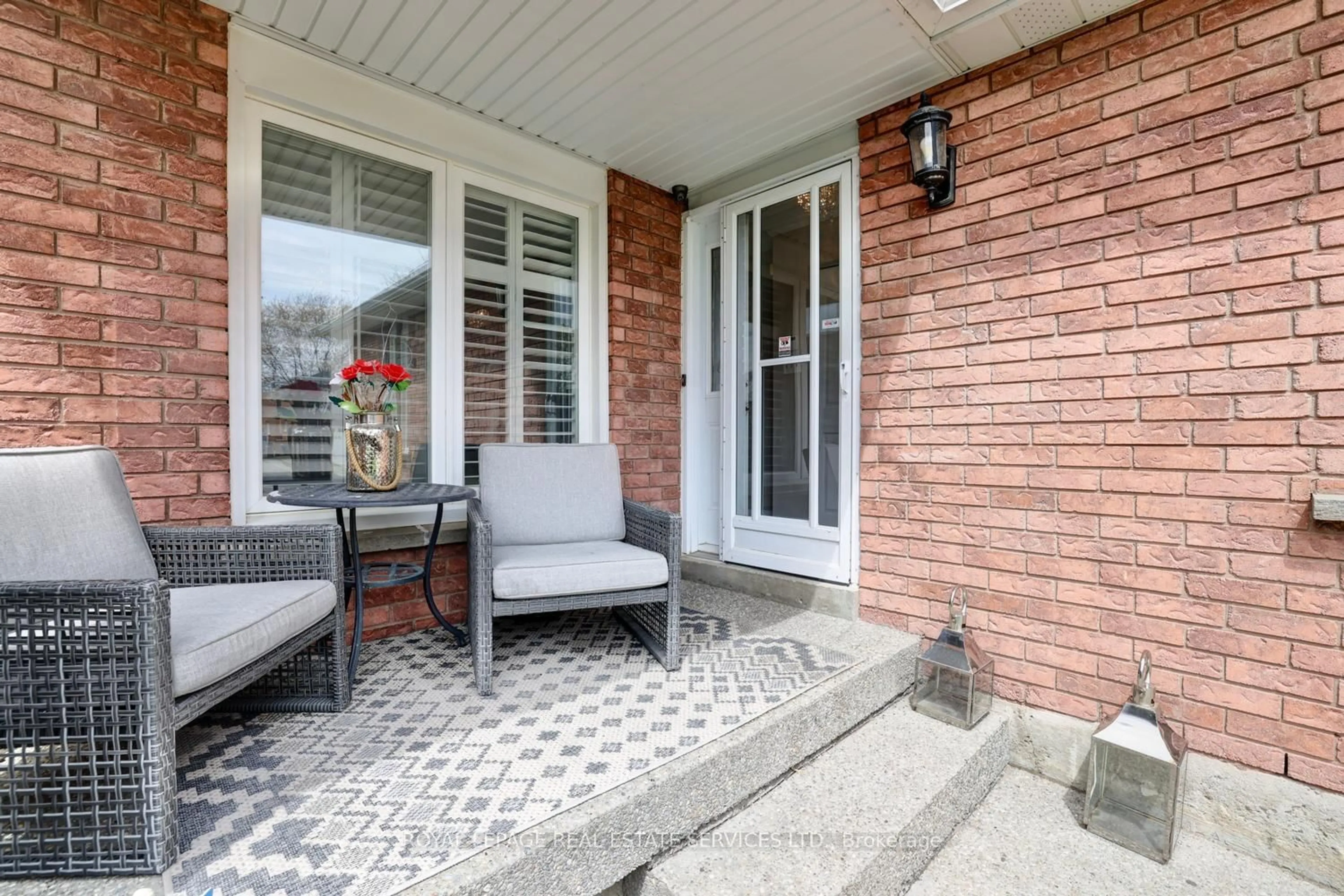 Patio, street for 3409 Bertrand Rd, Mississauga Ontario L5L 4G3