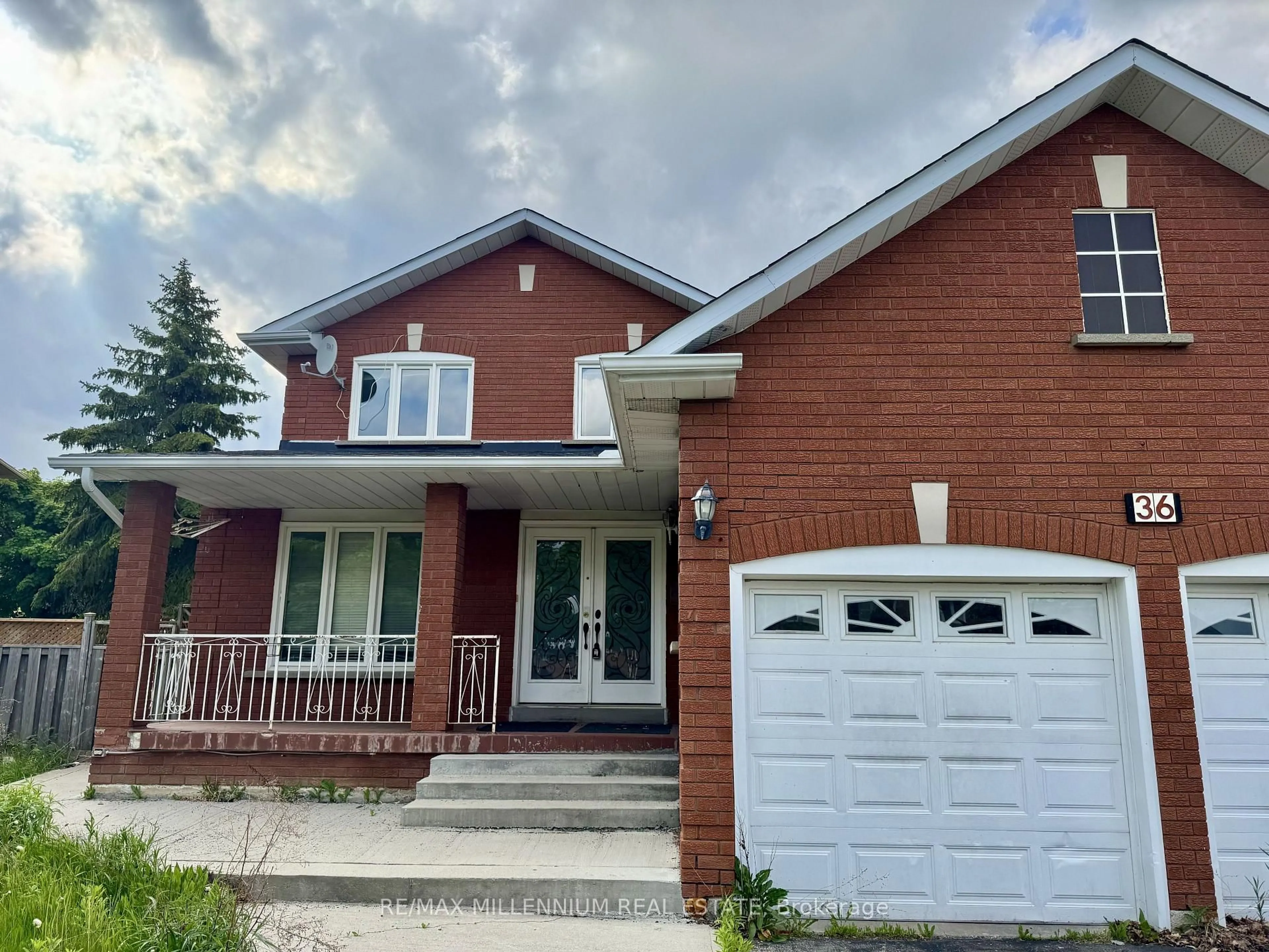 Home with brick exterior material, street for 36 Diane Crt, Brampton Ontario L6Y 3E2