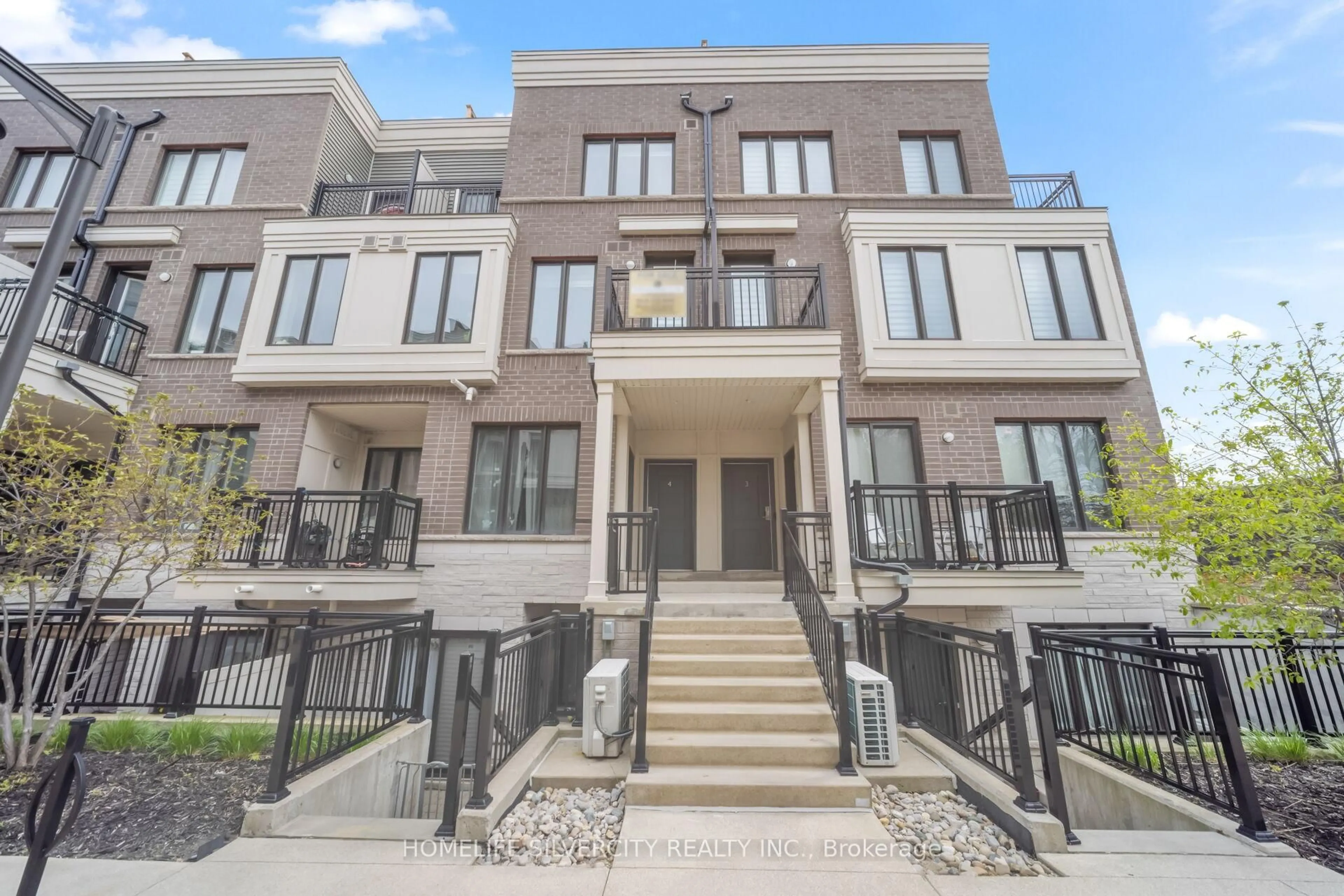 Unknown for 130 Long Branch Ave #4, Toronto Ontario M8W 0B1