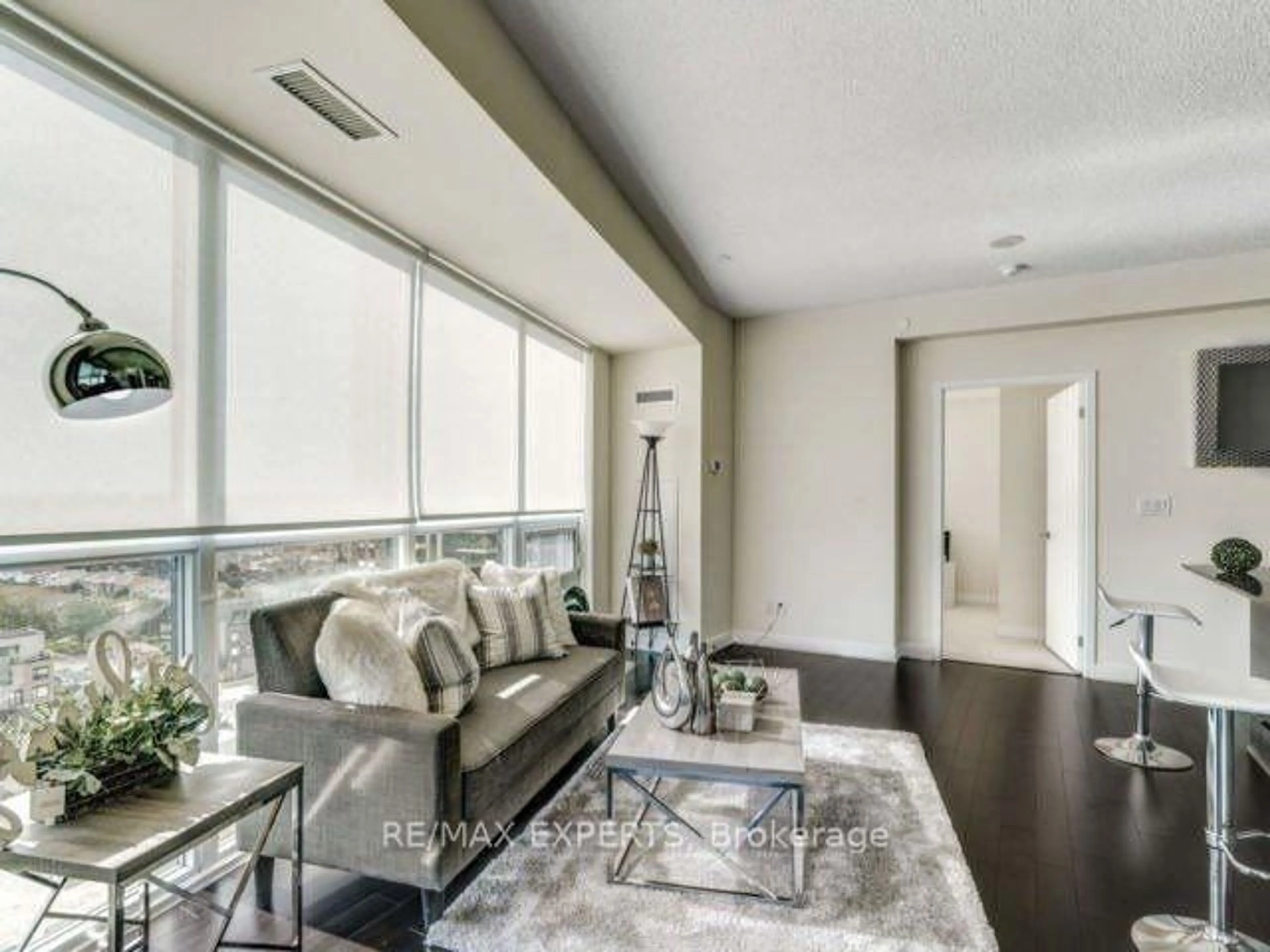 Living room with furniture, unknown for 510 Curran Pl #1002, Mississauga Ontario L5B 0J8