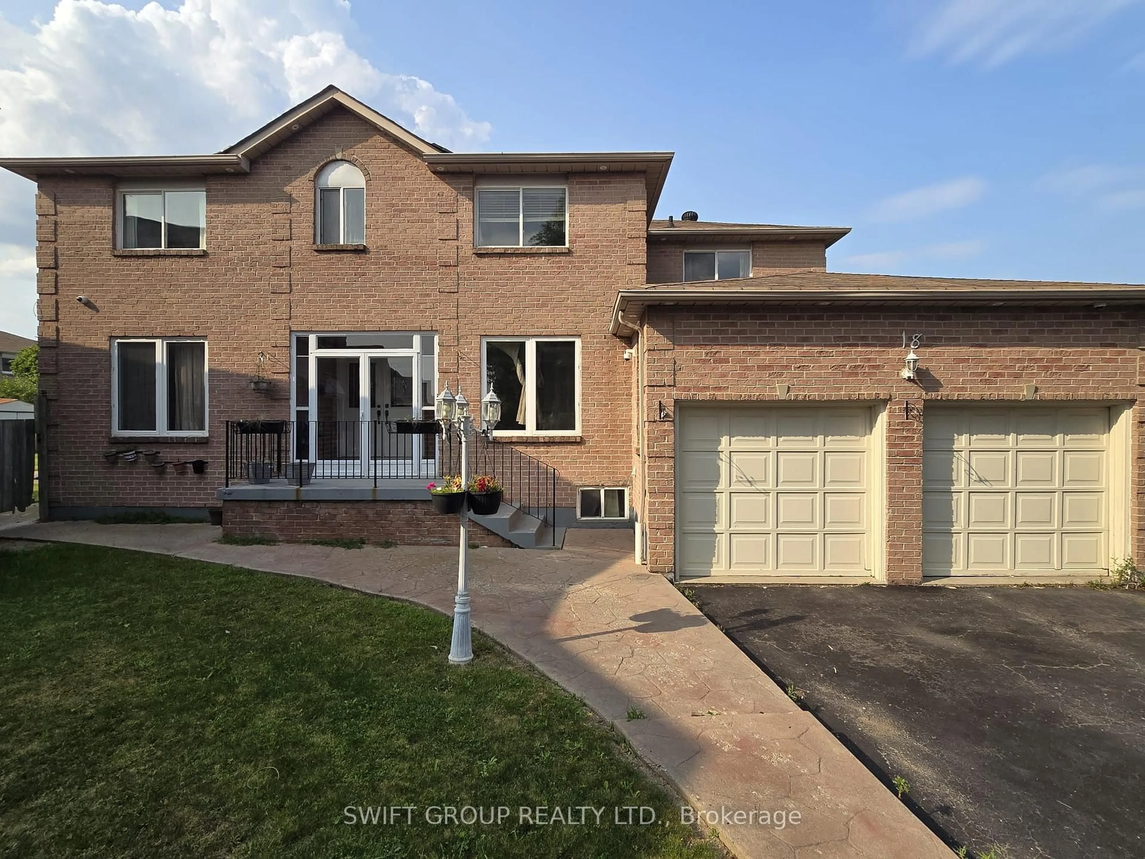 Home with brick exterior material, street for 18 Samson Crt, Brampton Ontario L6Y 3M4