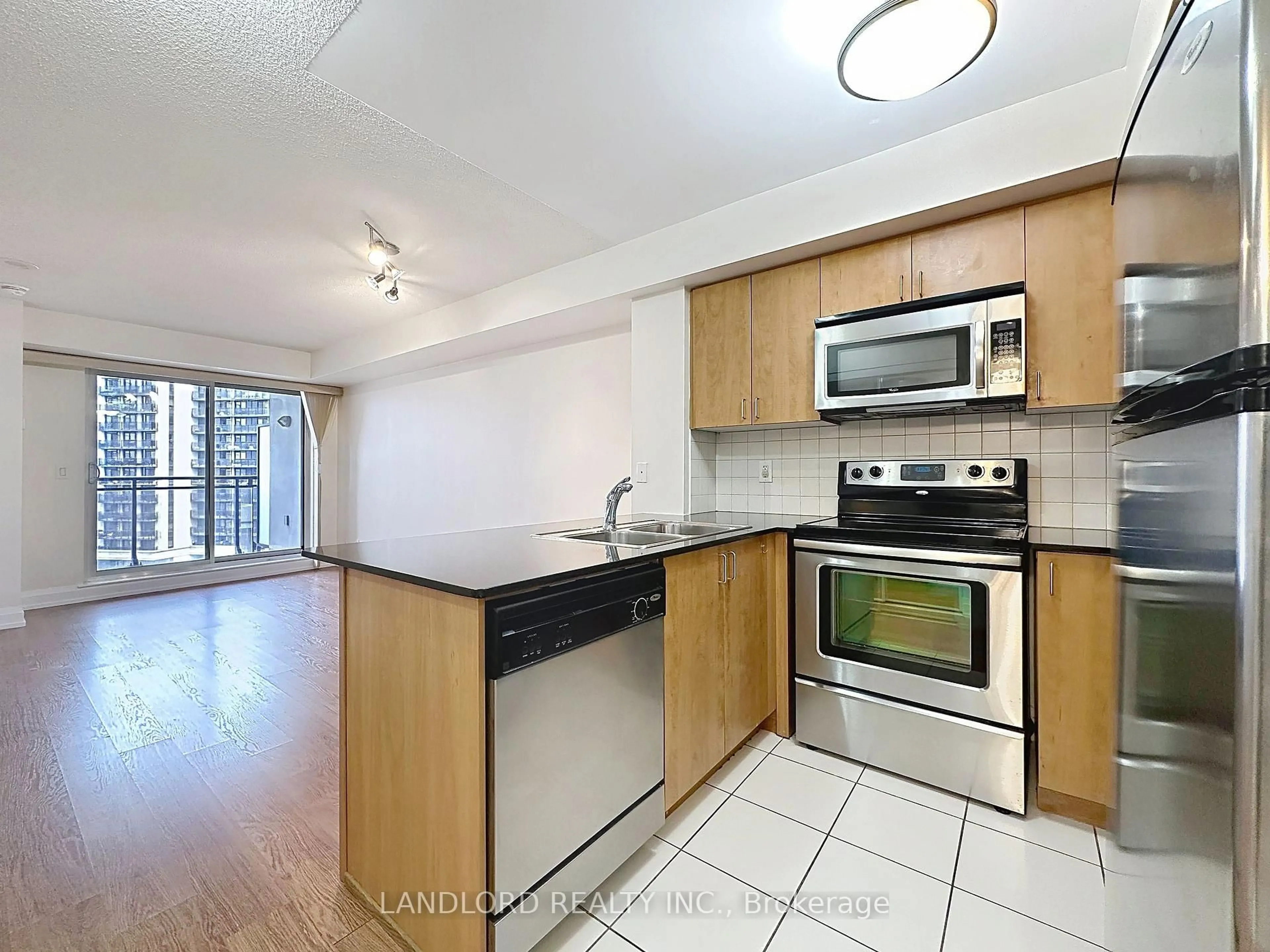 Standard kitchen, unknown for 1070 Sheppard Ave #801, Toronto Ontario M3J 0G8
