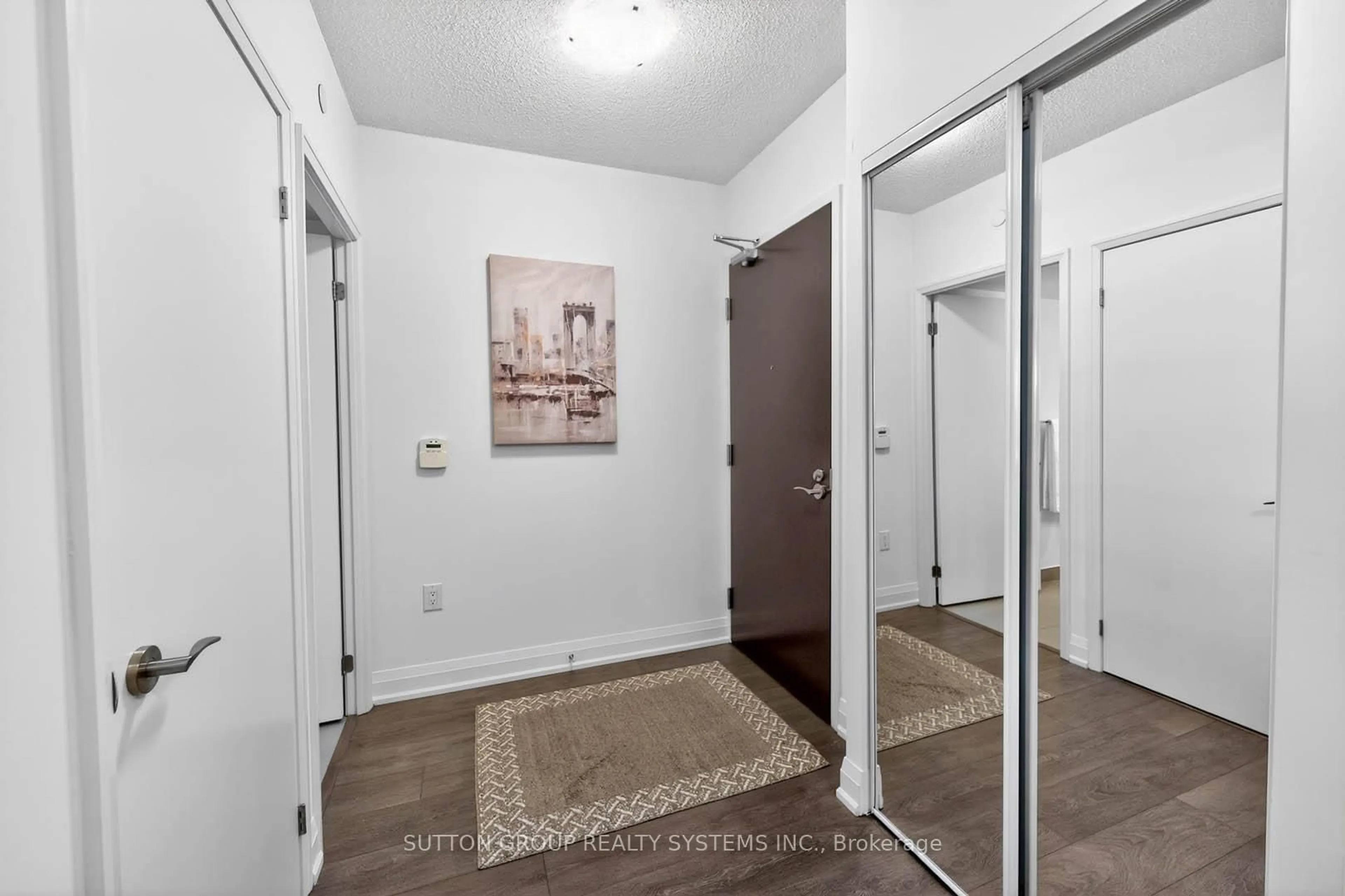 Unknown for 9 Valhalla Inn Rd #2504, Toronto Ontario M9B 0B2