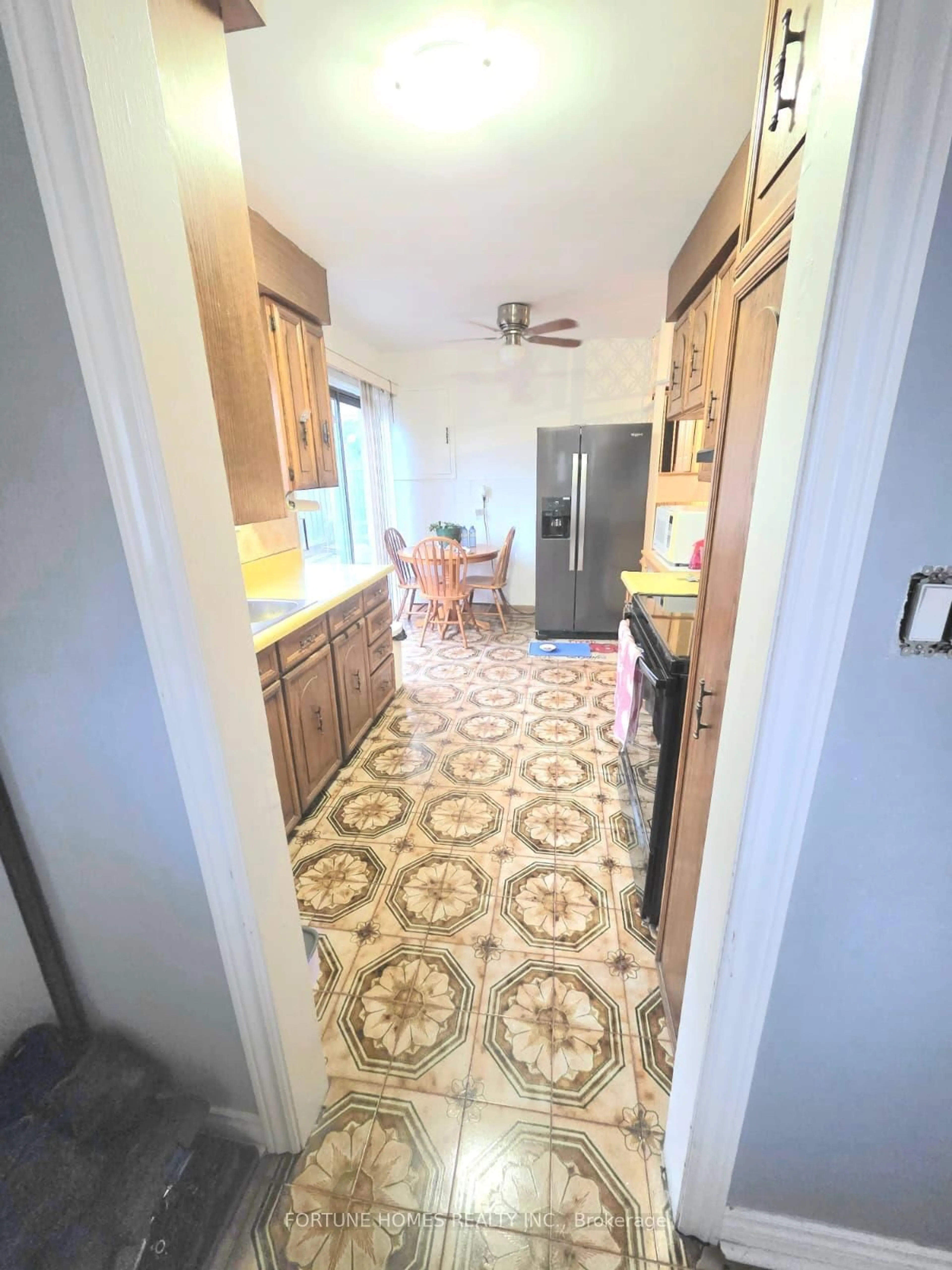 A pic of a room for 30 Dombey Rd, Toronto Ontario M3L 1N9