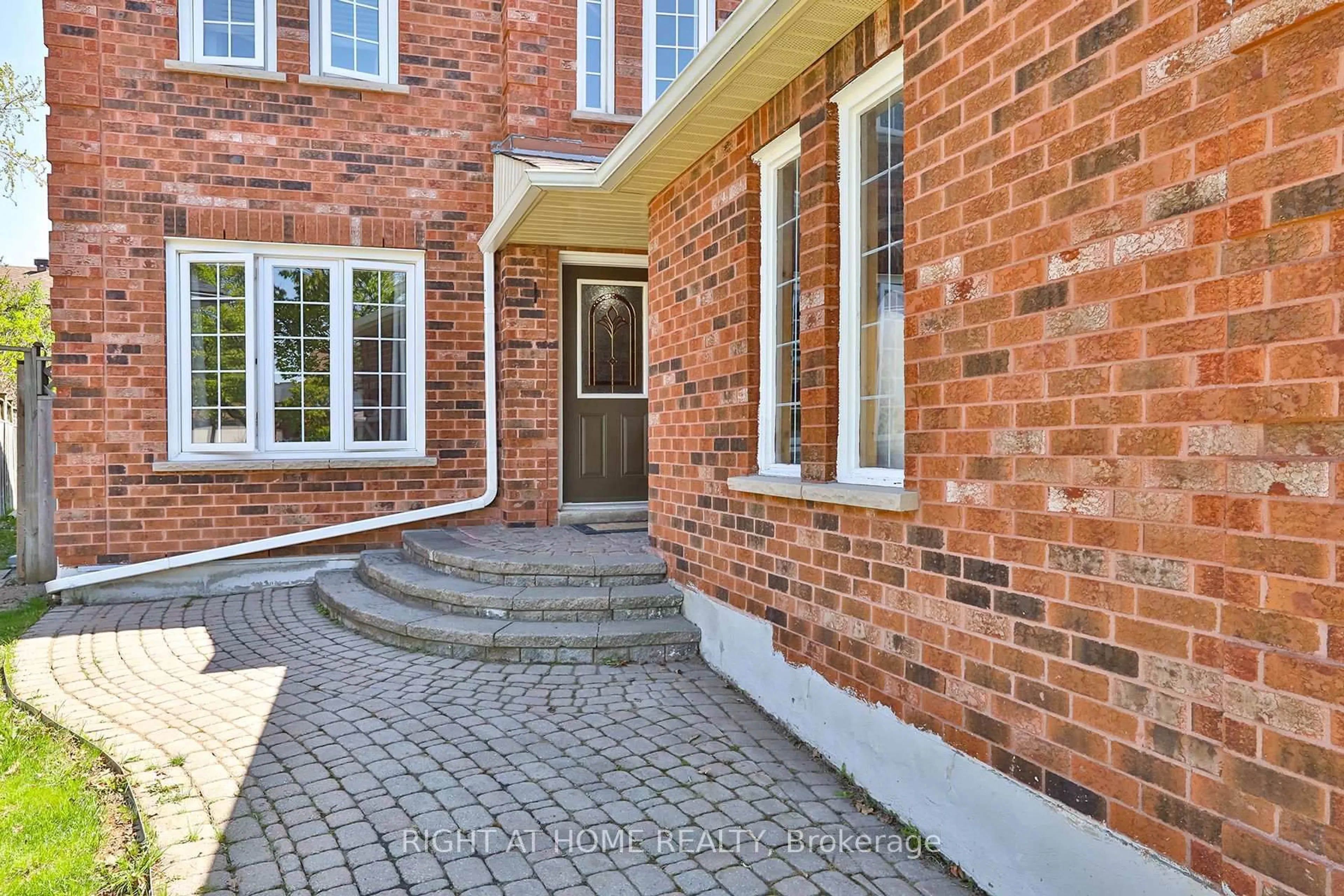 Home with brick exterior material, street for 3392 Water Lily Crt, Mississauga Ontario L5N 6B5