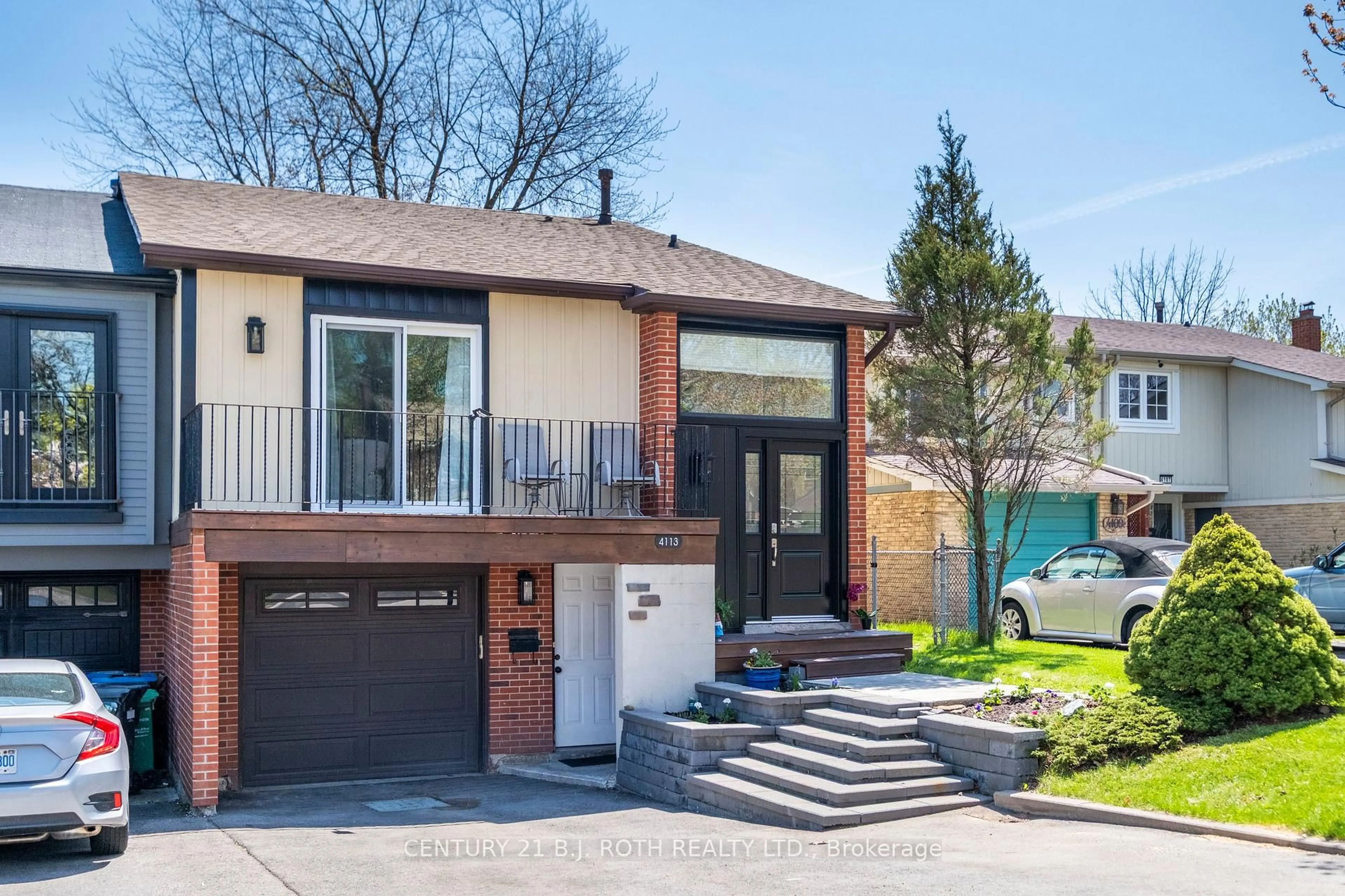 Home with brick exterior material, street for 4113 Taffey Cres, Mississauga Ontario L5L 2A6