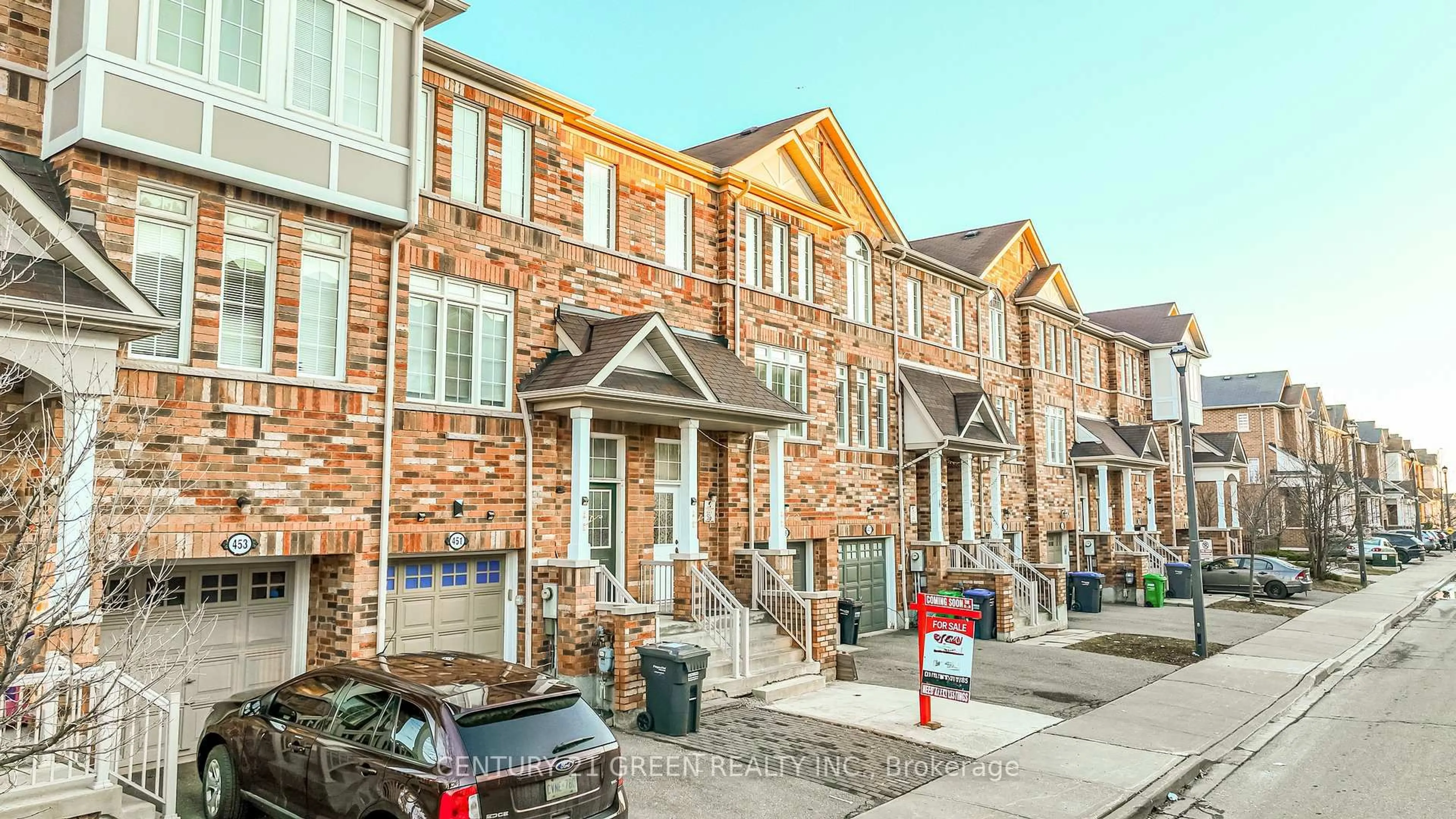 Home with brick exterior material, street for 449 Aspendale Cres, Mississauga Ontario L5W 0E7