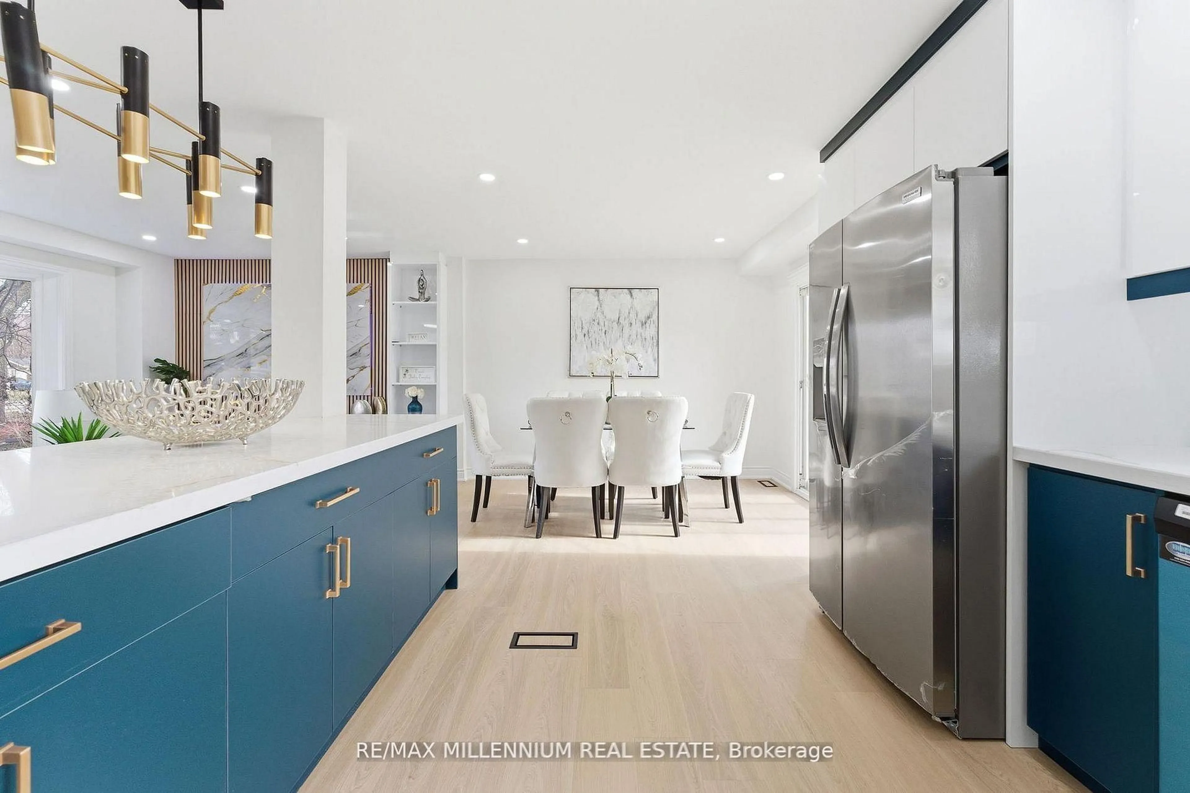 Contemporary kitchen, ceramic/tile floor for 30 Allendale Rd, Brampton Ontario L6W 2Y8