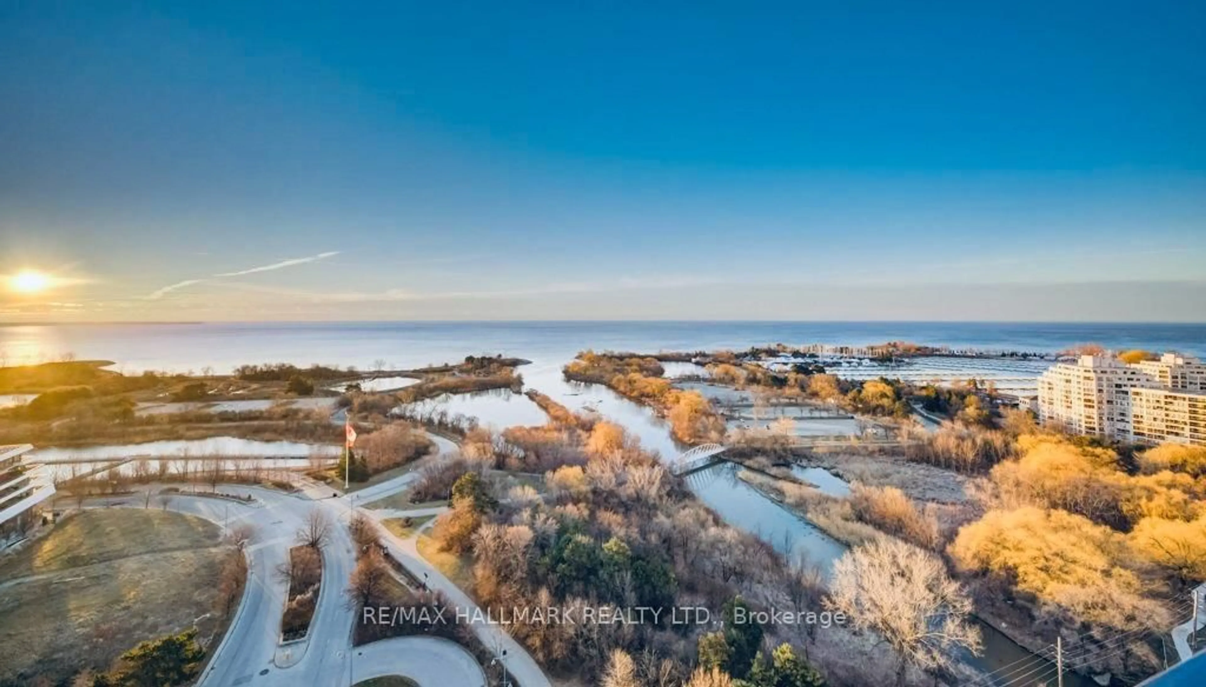 A pic from outside/outdoor area/front of a property/back of a property/a pic from drone, water/lake/river/ocean view for 2200 Lakeshore Blvd #2309, Toronto Ontario M8V 1A4