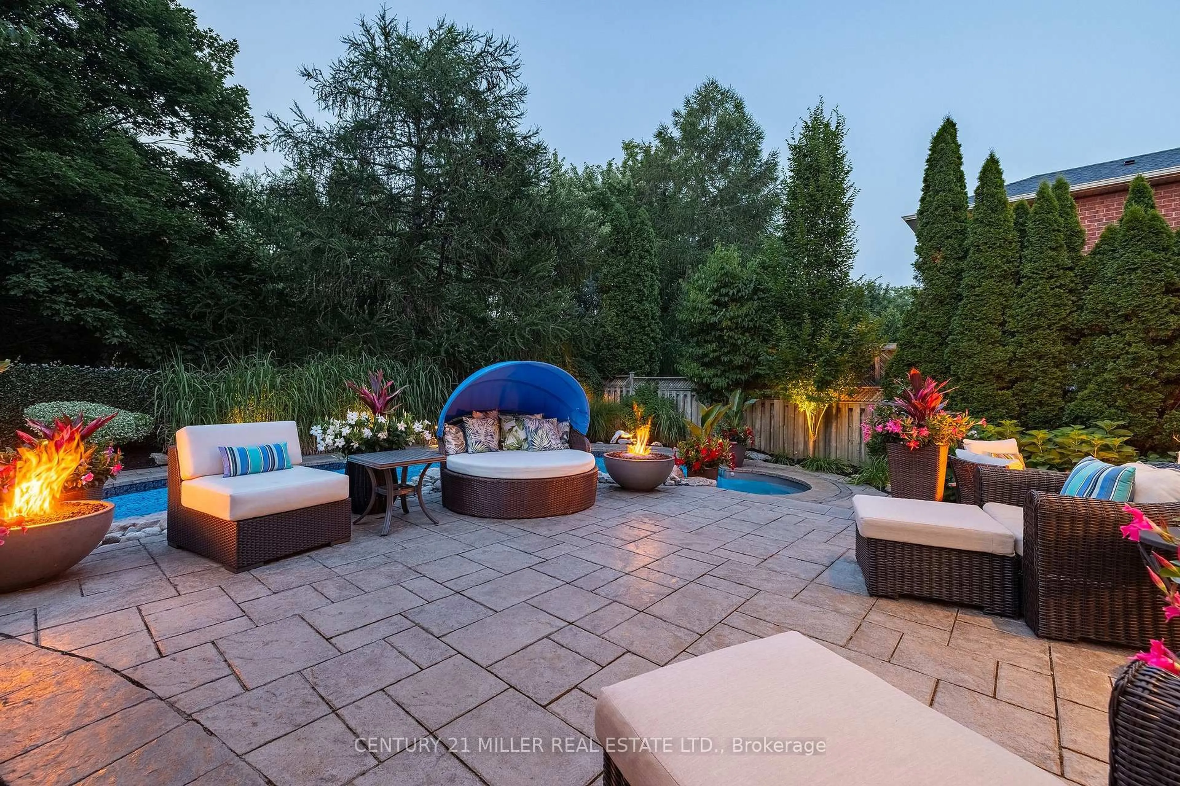 Patio, water/lake/river/ocean view for 1213 Bowman Dr, Oakville Ontario L6M 2T4