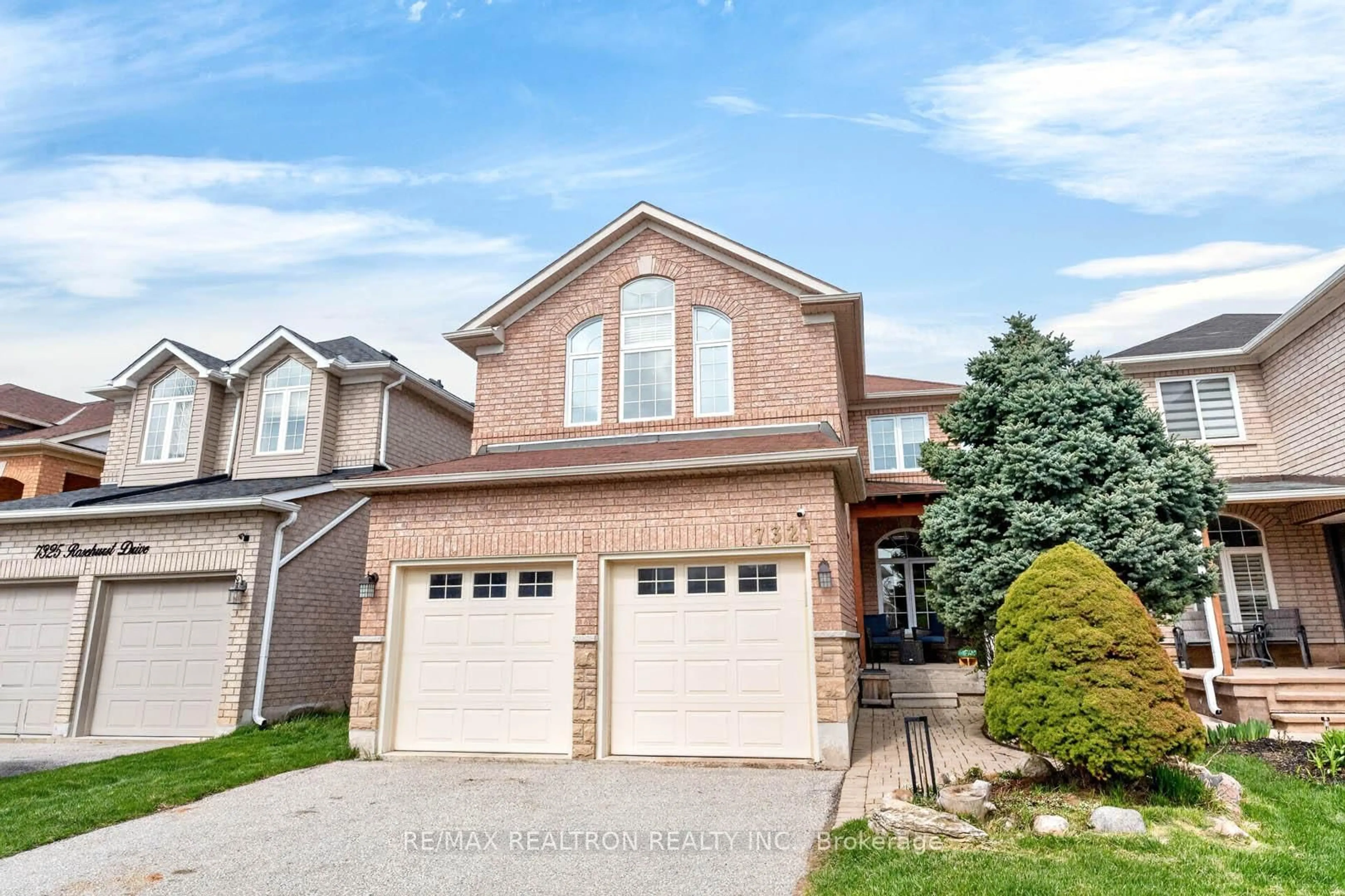 Home with brick exterior material, street for 7321 Rosehurst Dr, Mississauga Ontario L5N 8P1