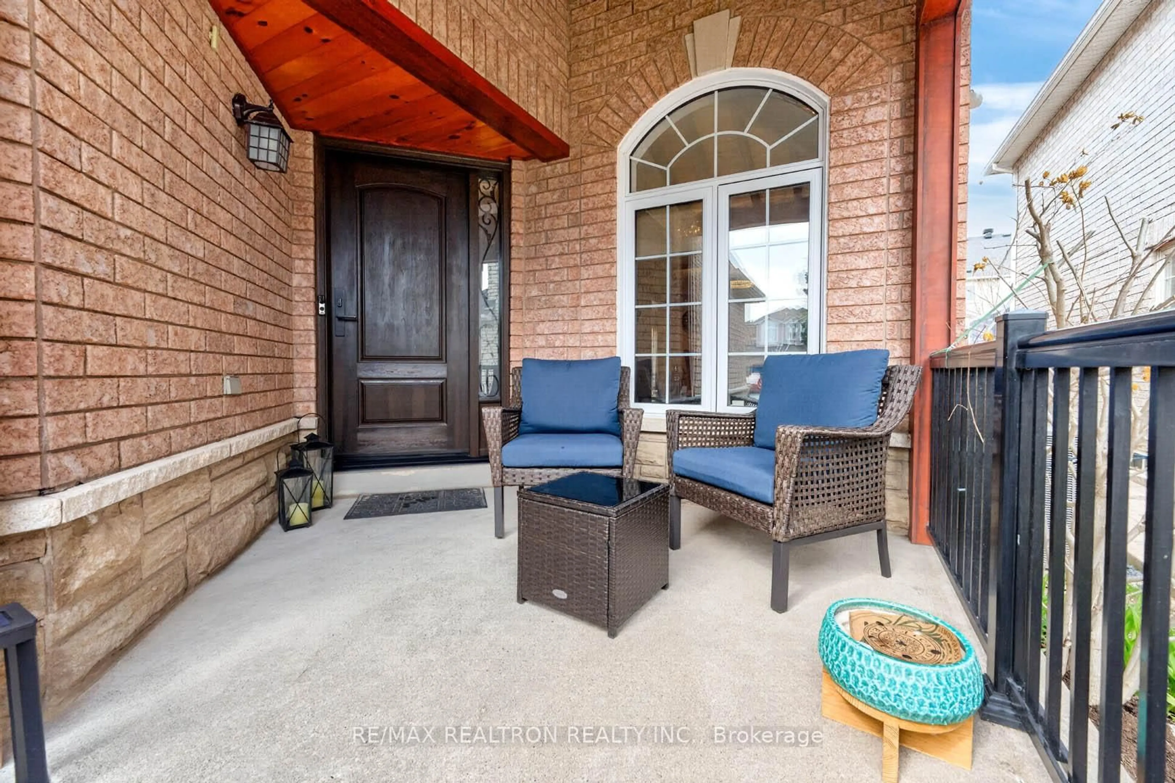 Unknown for 7321 Rosehurst Dr, Mississauga Ontario L5N 8P1