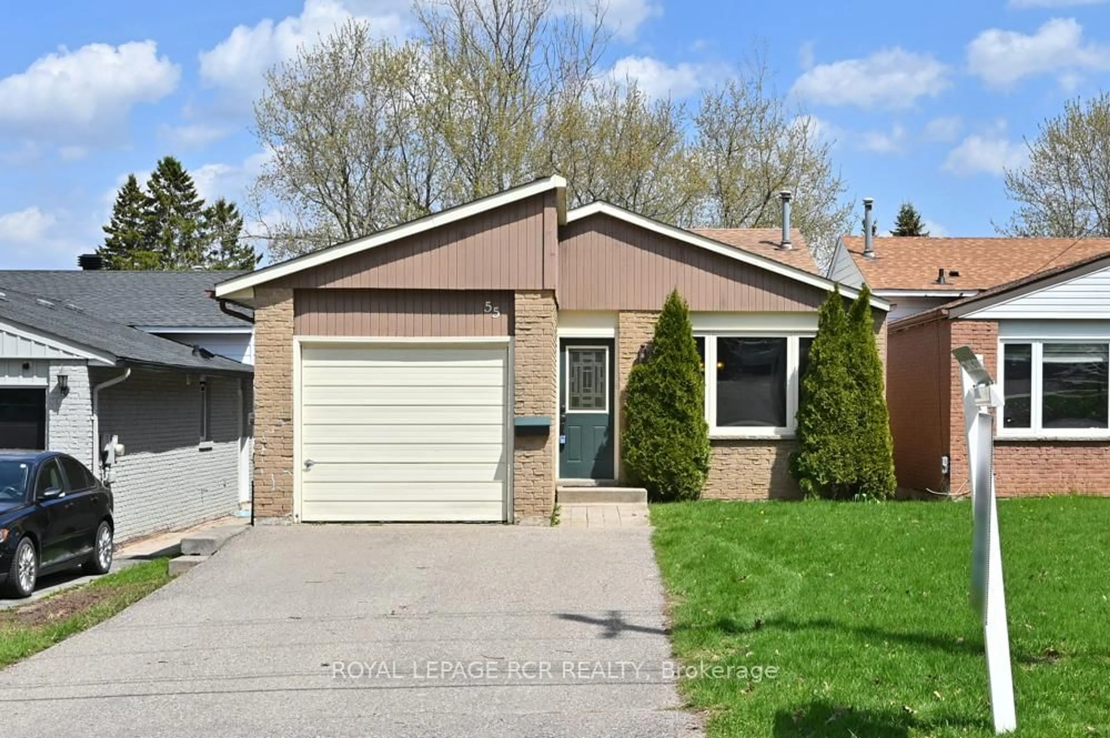 Home with vinyl exterior material, street for 55 Second St, Orangeville Ontario L9W 2C2