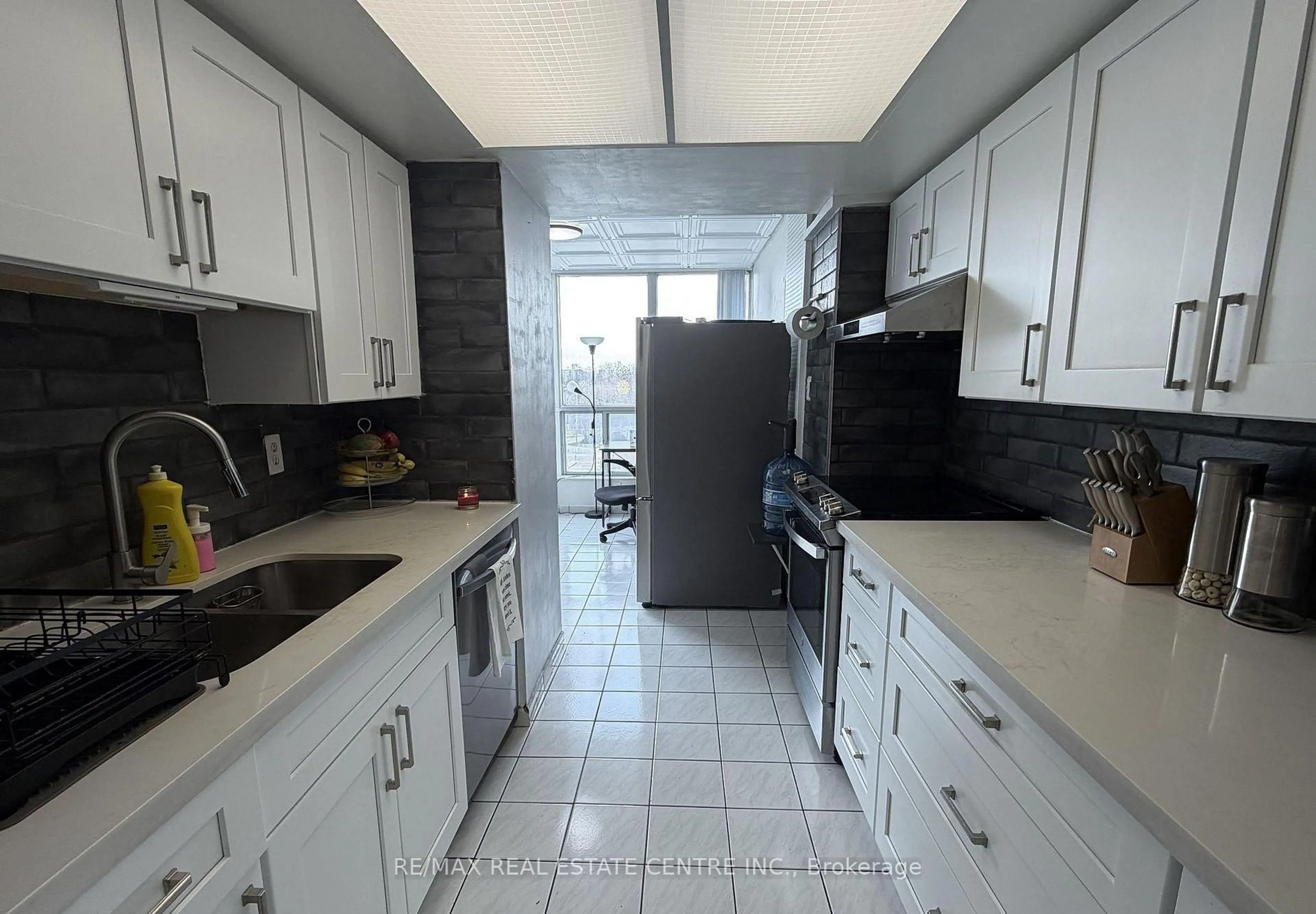 Standard kitchen, ceramic/tile floor for 3 Rowntree Rd #510, Toronto Ontario M9V 5G8