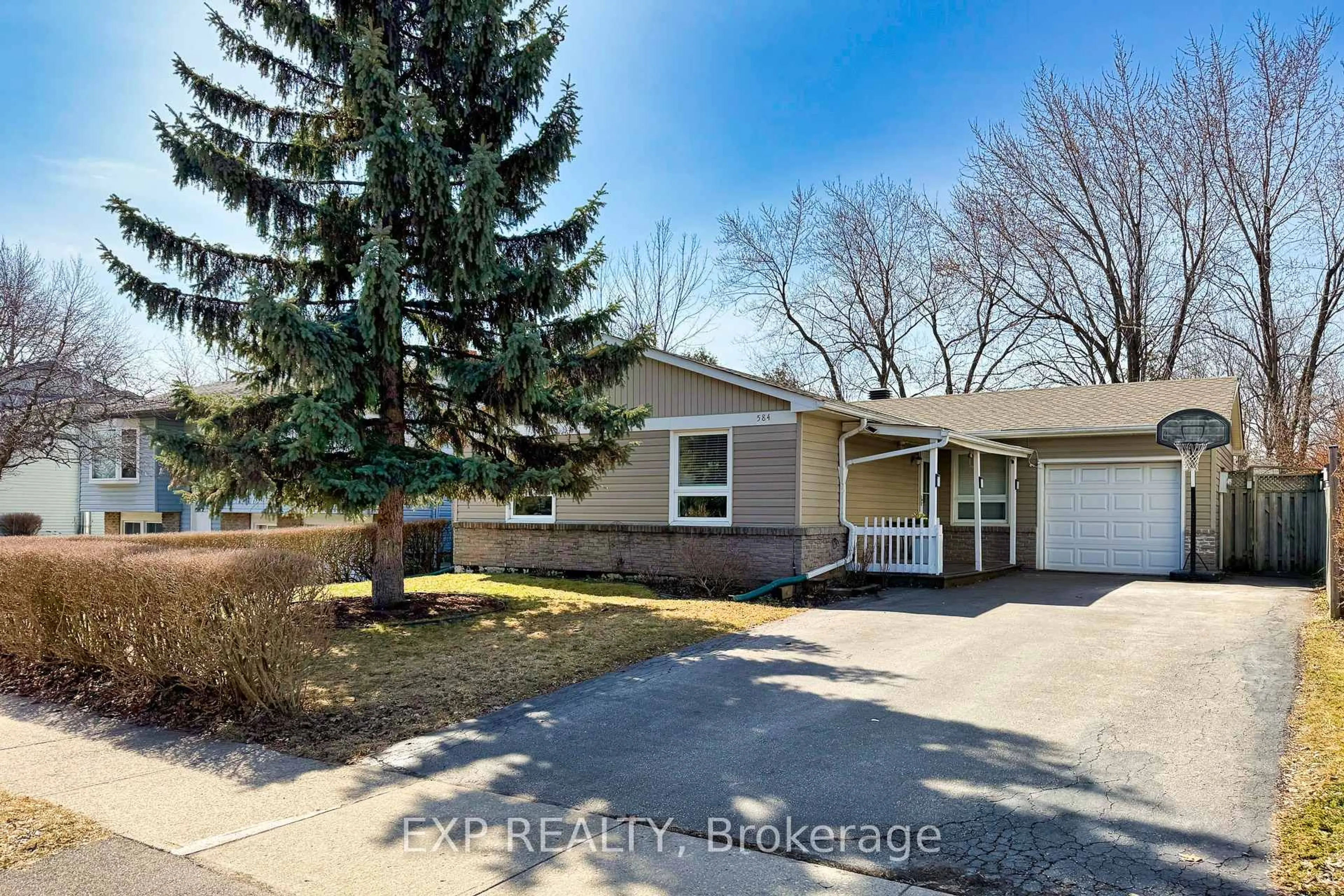 Unknown for 584 Elliott Cres, Milton Ontario L9T 3G4