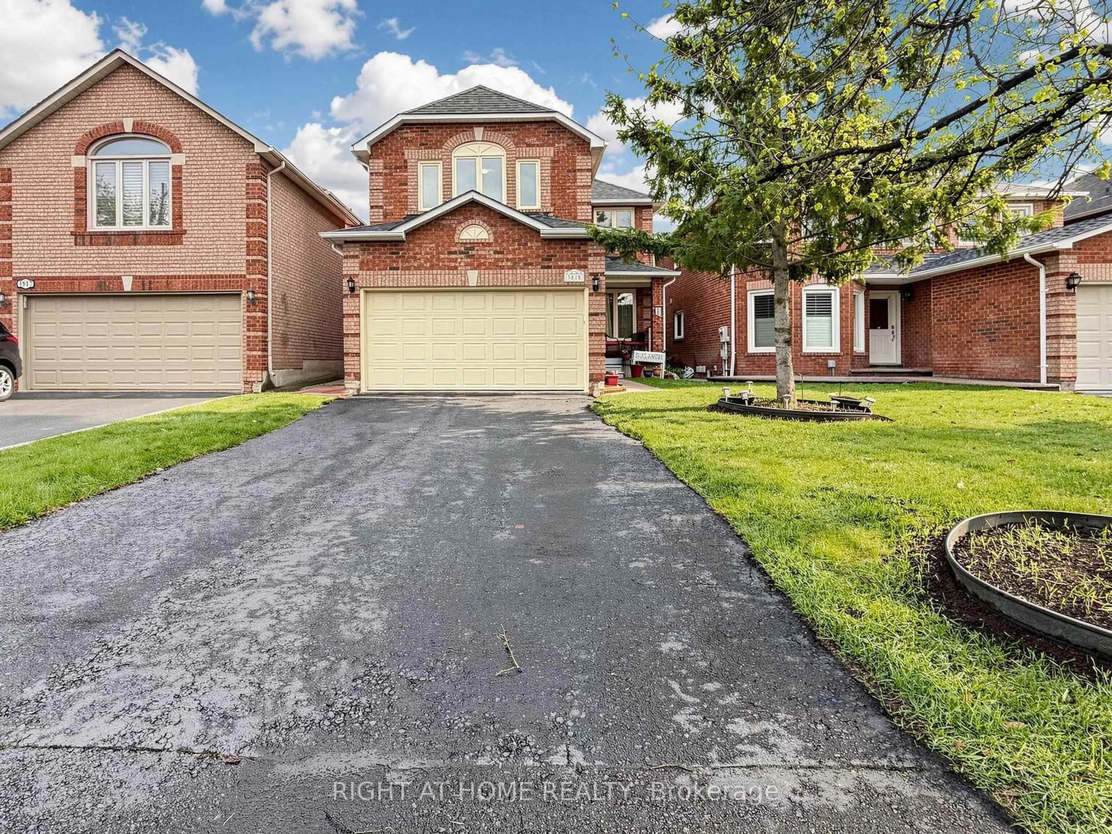 Home with brick exterior material, street for 3815 Althorpe Circ, Mississauga Ontario L5N 7G3