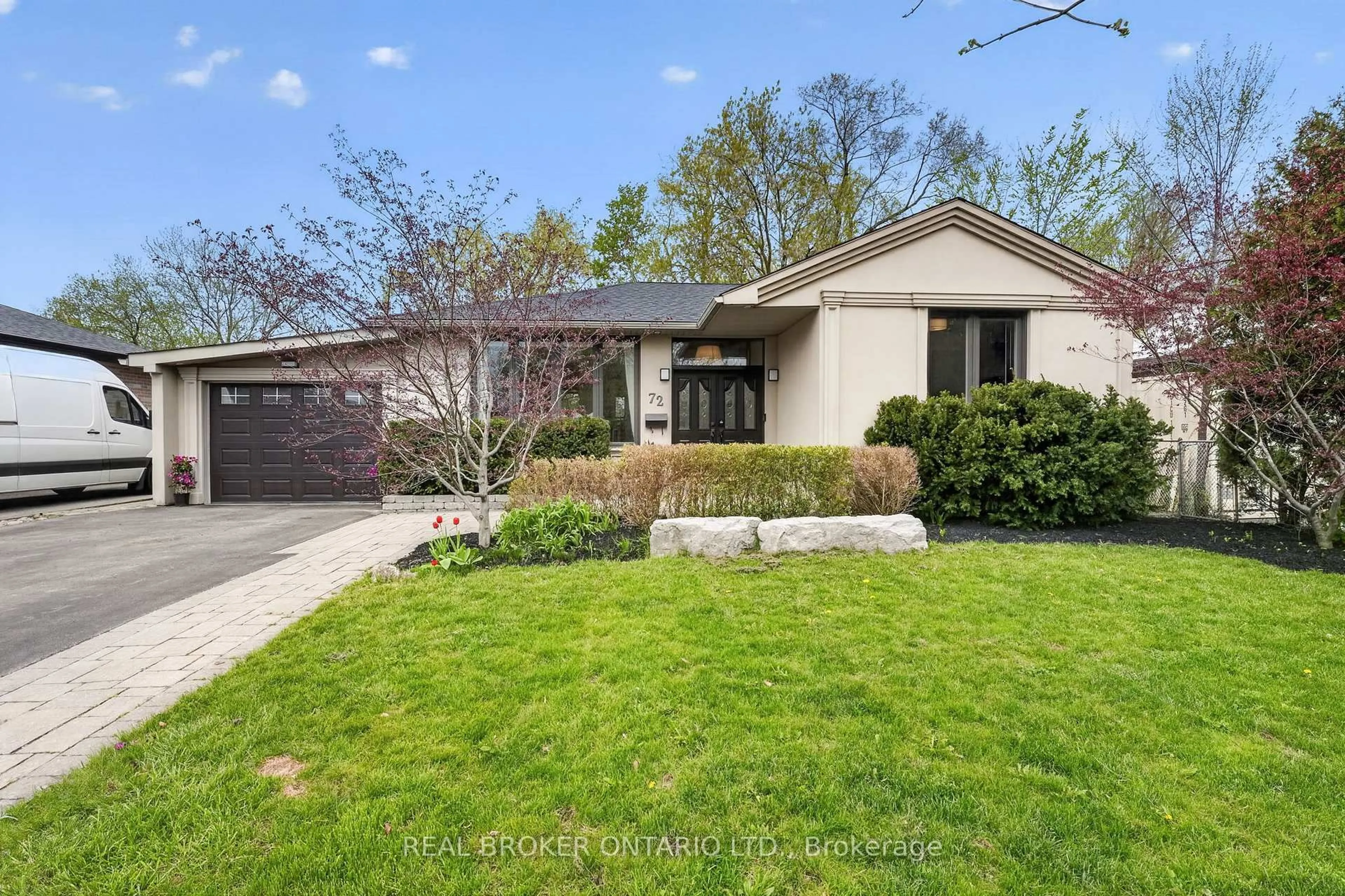 Home with brick exterior material, street for 72 Morgon Ave, Mississauga Ontario L5M 2A5