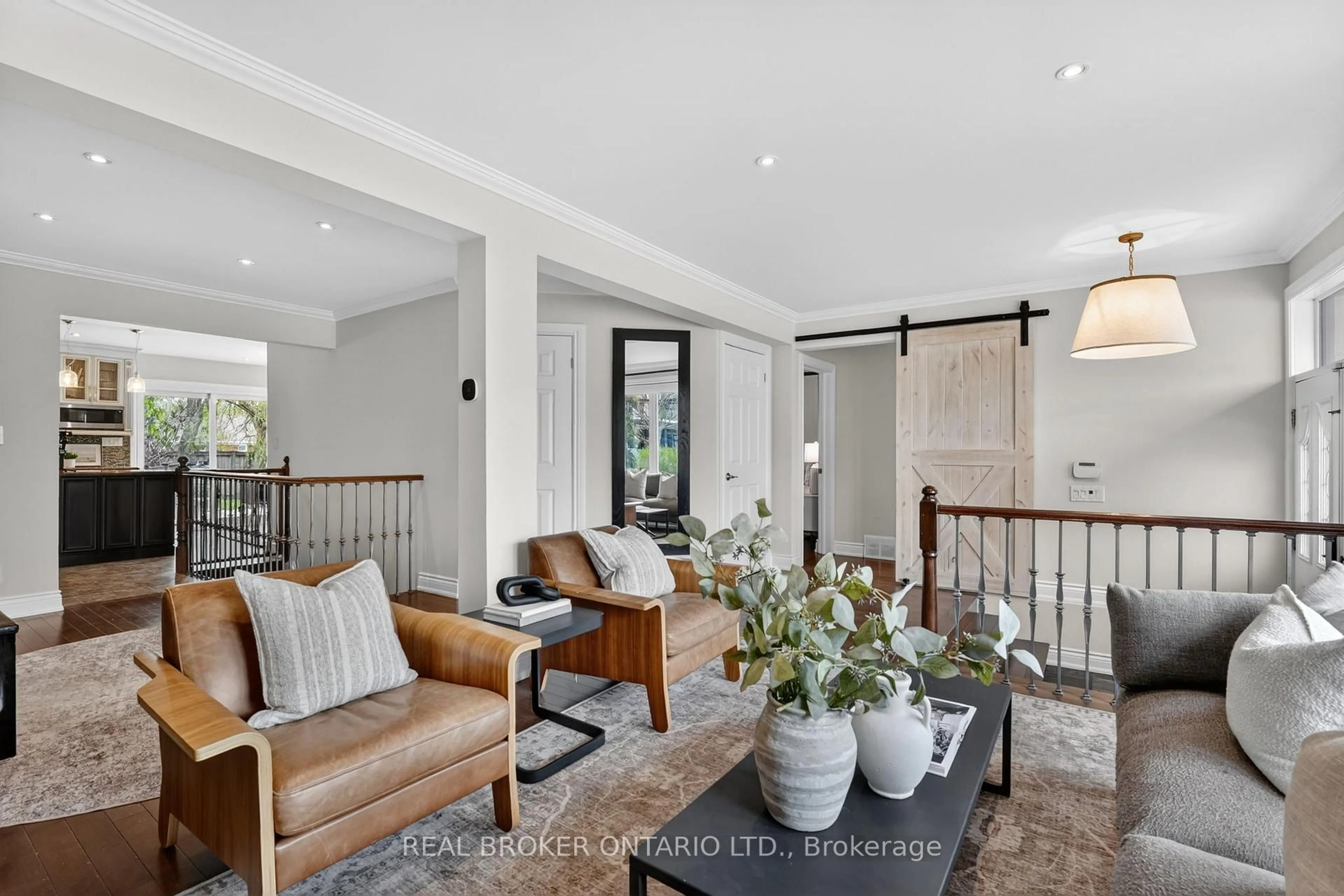 Unknown for 72 Morgon Ave, Mississauga Ontario L5M 2A5