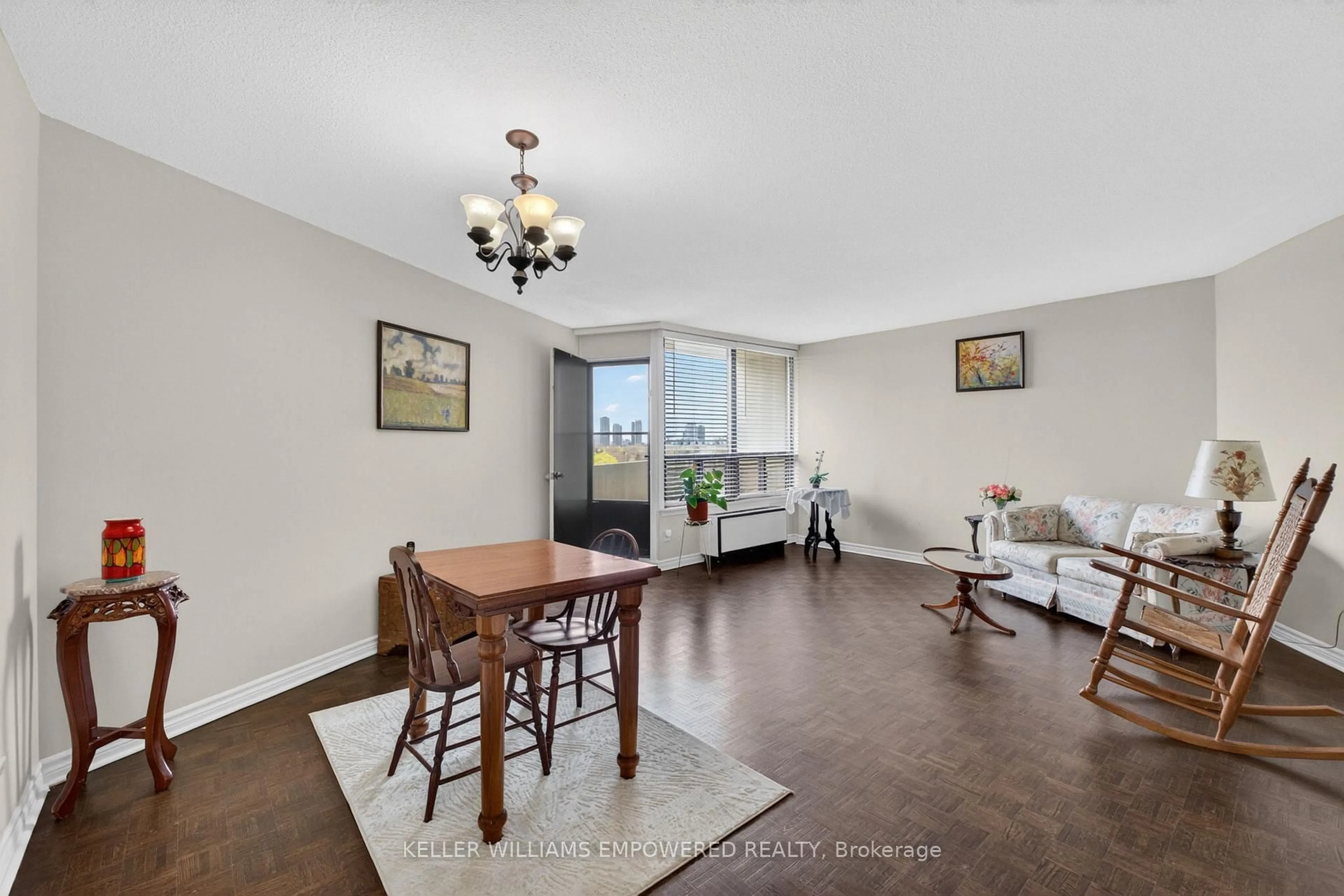 Unknown for 284 Mill Rd #C2, Toronto Ontario M9C 4W6
