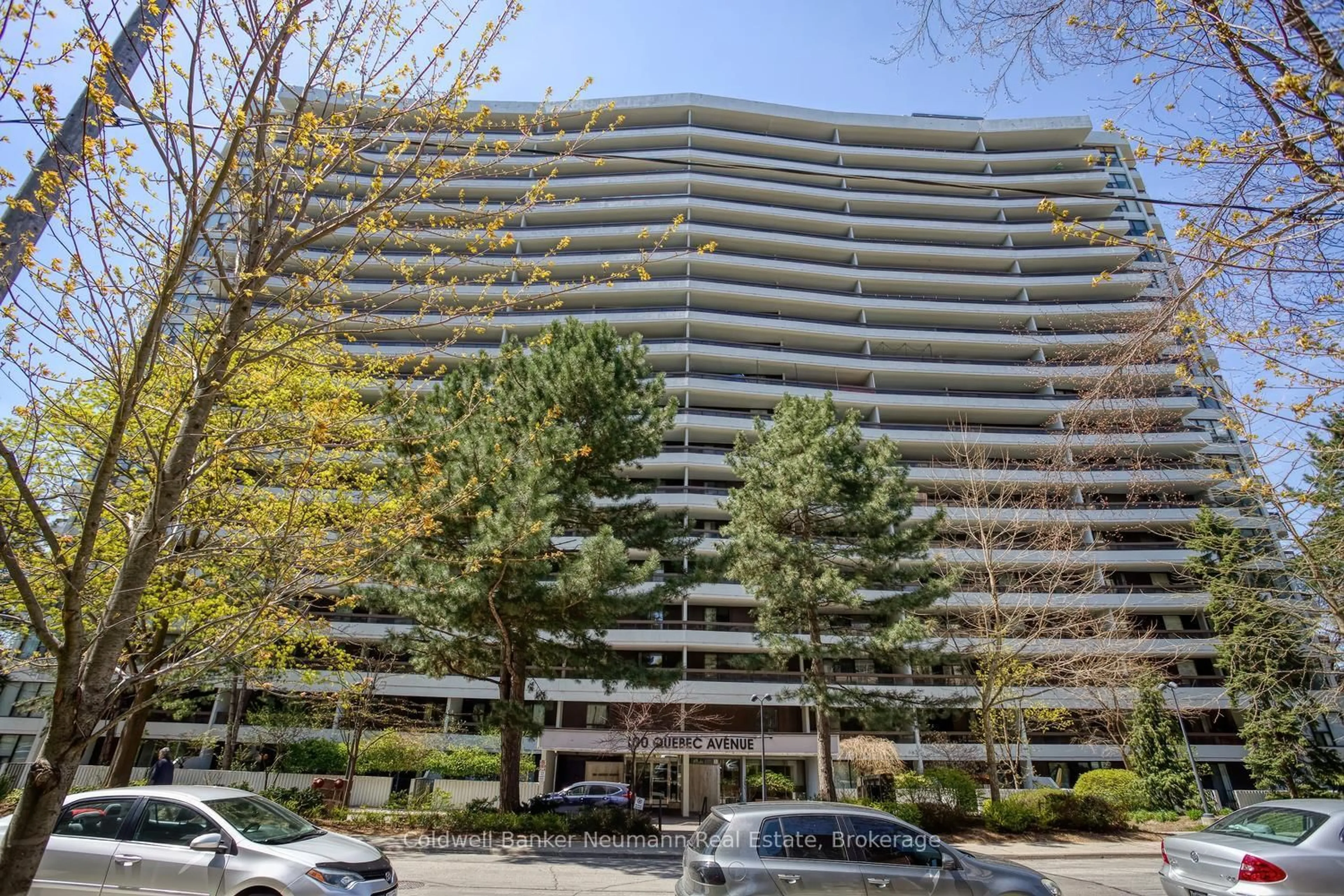 Unknown for 100 Quebec Ave #1501, Toronto Ontario M6P 4B8