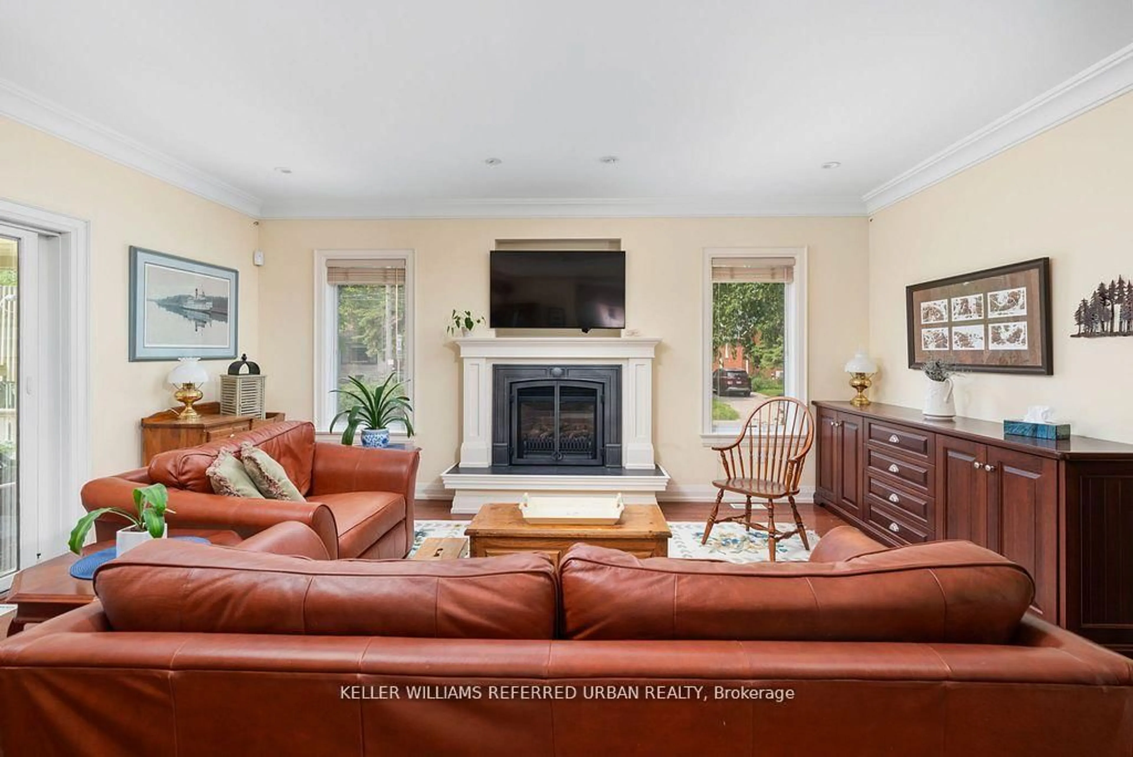 Living room with furniture, ceramic/tile floor for 317 Rathburn Rd, Toronto Ontario M9B 2L7
