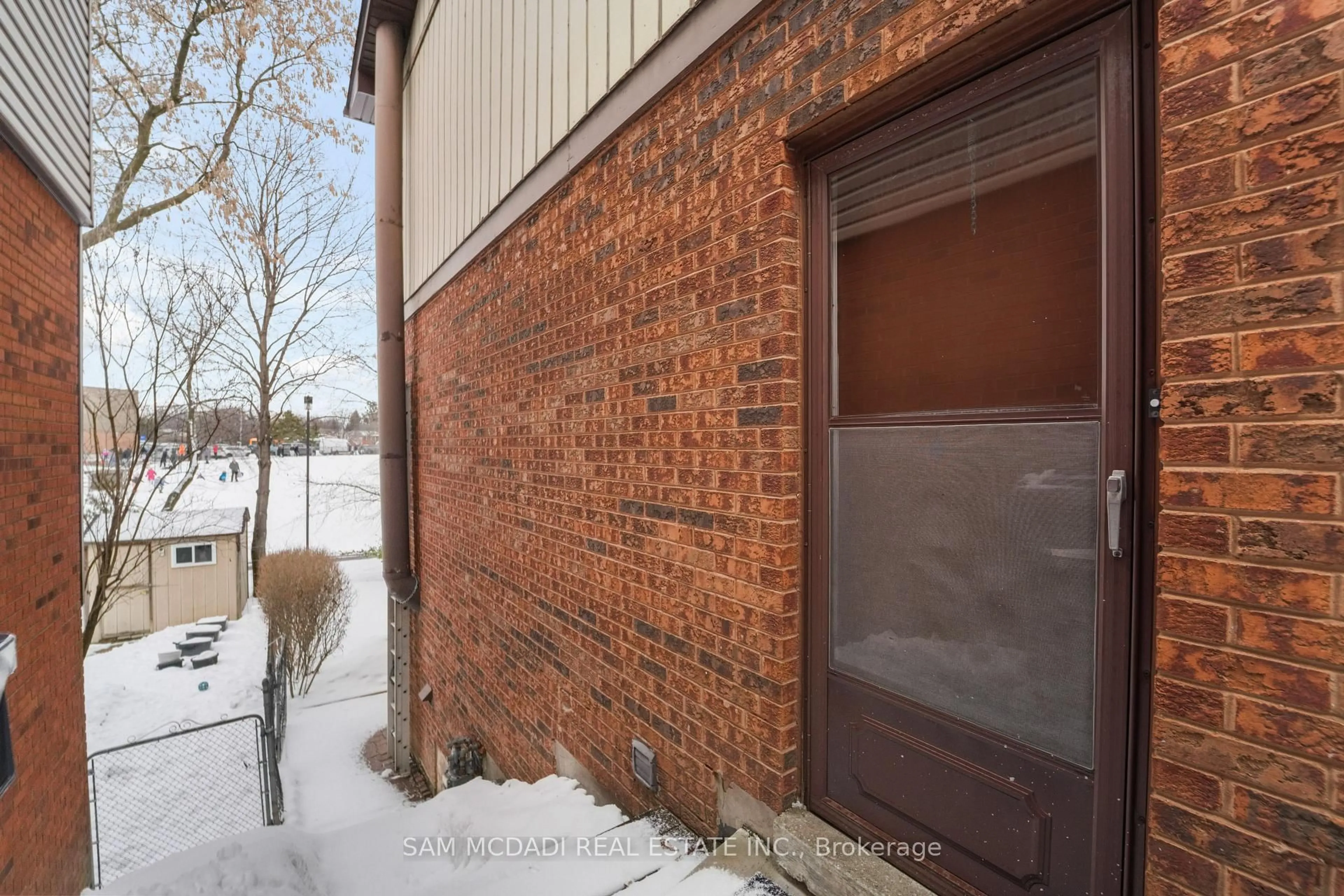 Unknown for 4235 Pheasant Ru, Mississauga Ontario L5L 2B8