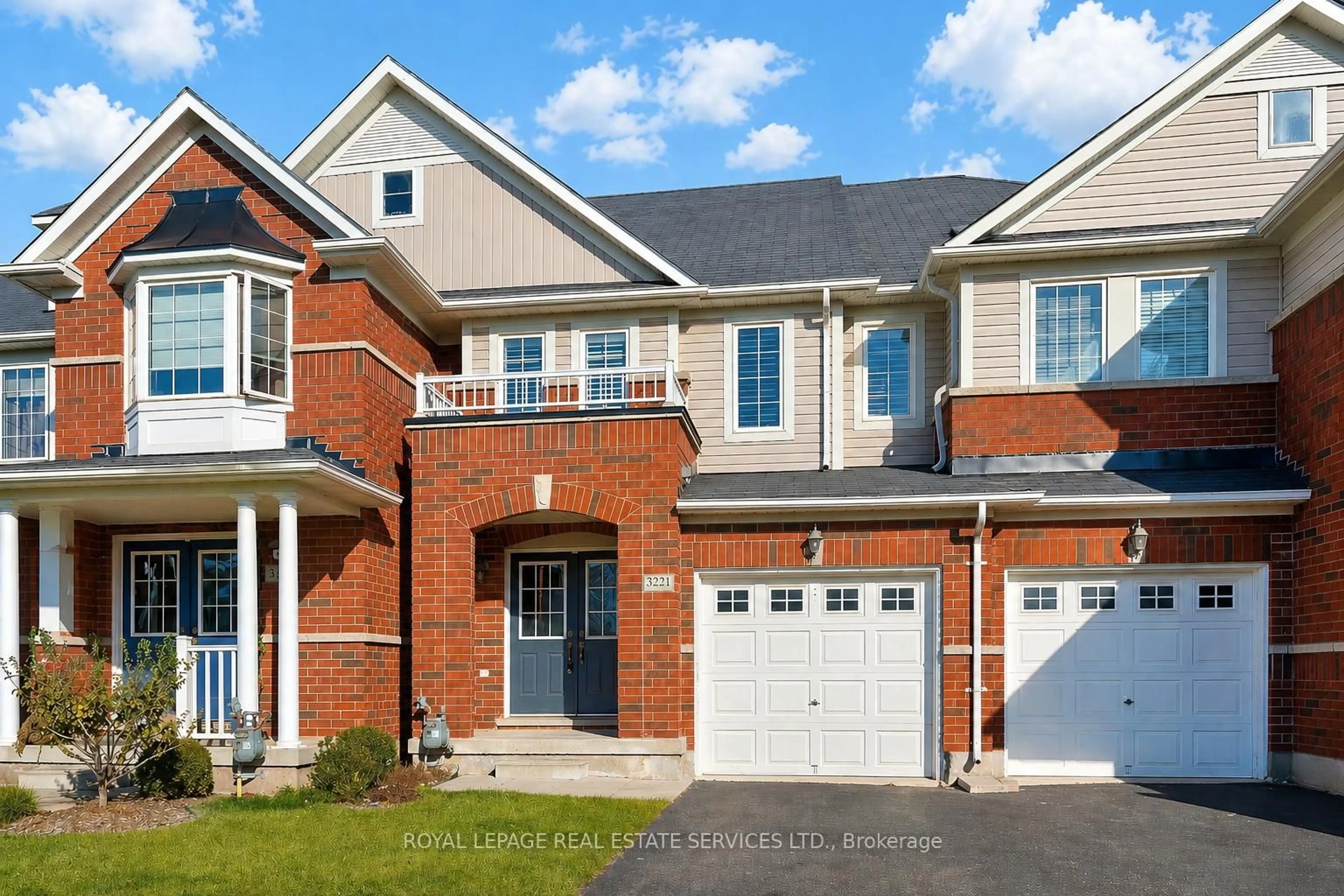 Home with brick exterior material, street for 3221 Sharp Rd, Burlington Ontario L7M 0H7