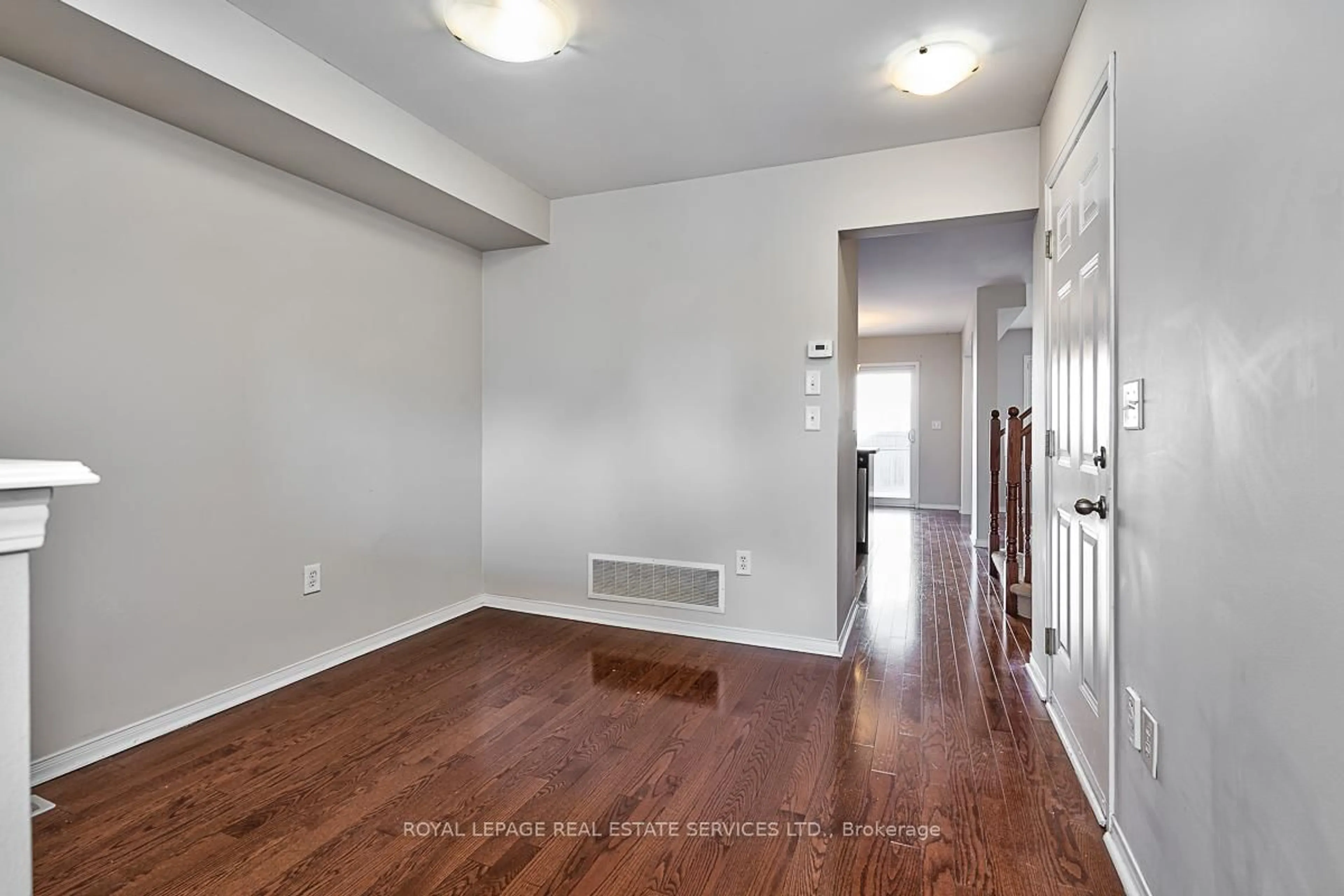 A pic of a room for 3221 Sharp Rd, Burlington Ontario L7M 0H7