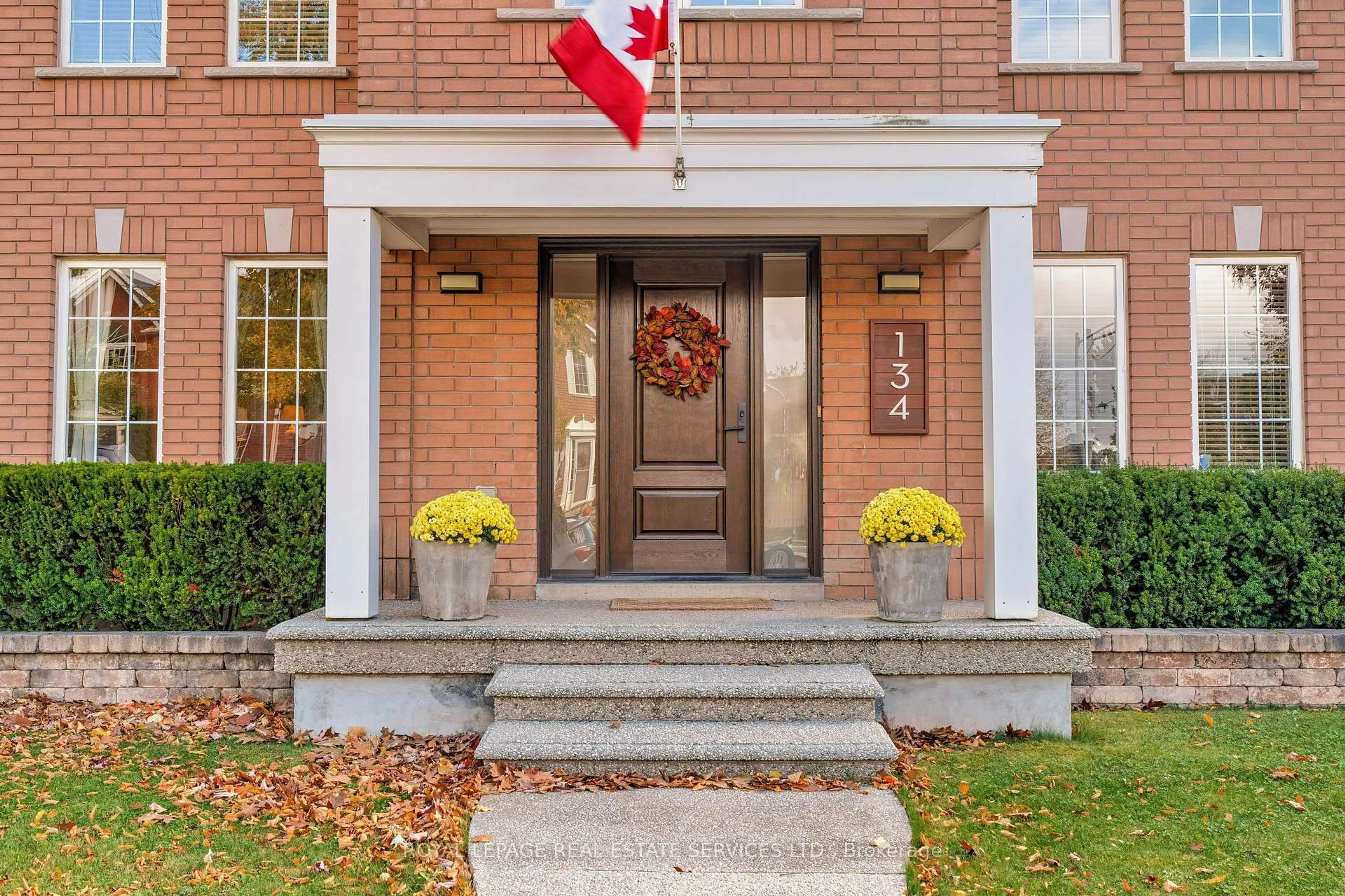 Home with brick exterior material, street for 134 Westchester Rd, Oakville Ontario L6H 6H9