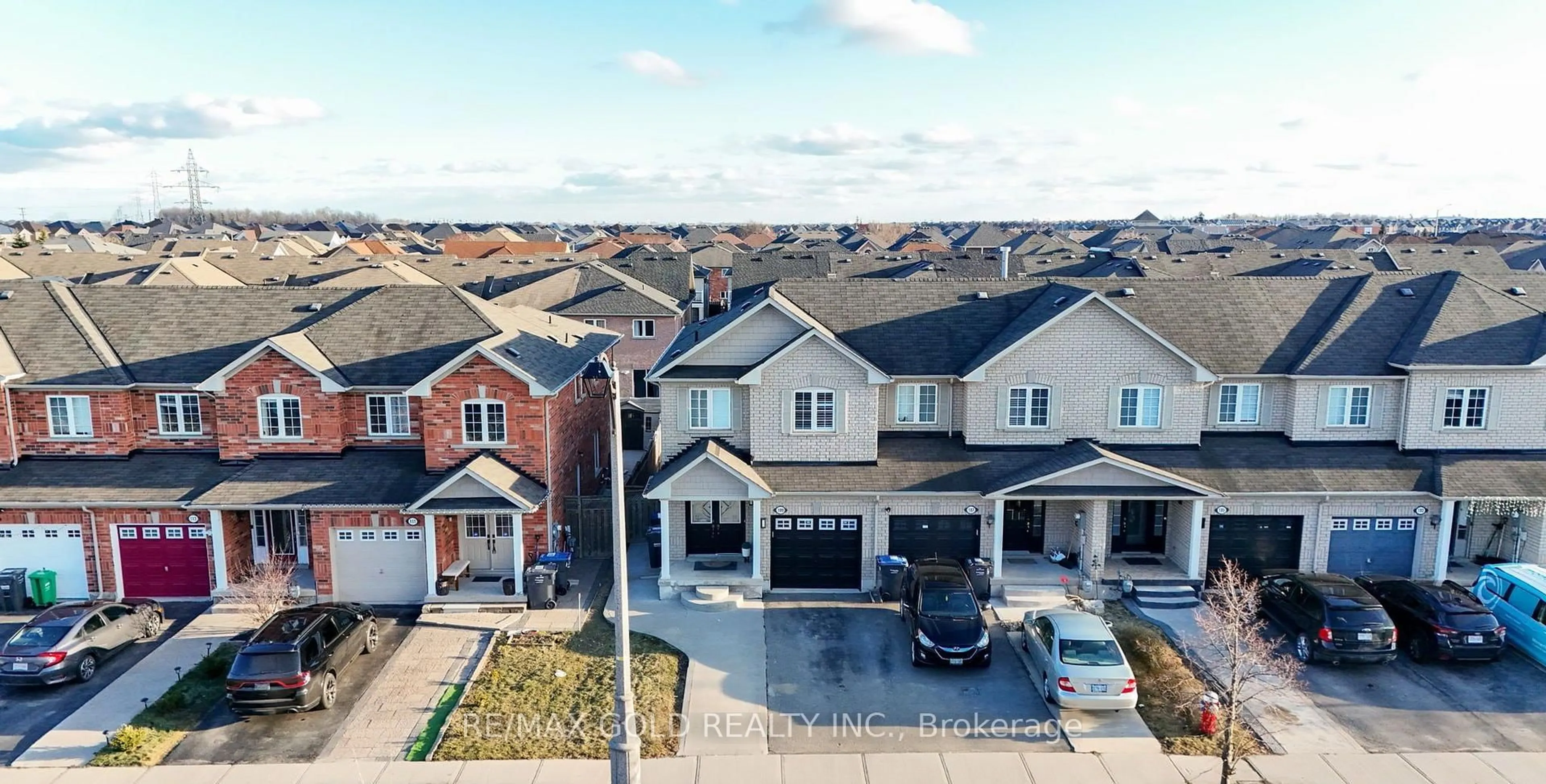 A pic from outside/outdoor area/front of a property/back of a property/a pic from drone, unknown for 109 Crystal Glen Cres, Brampton Ontario L6X 0K8