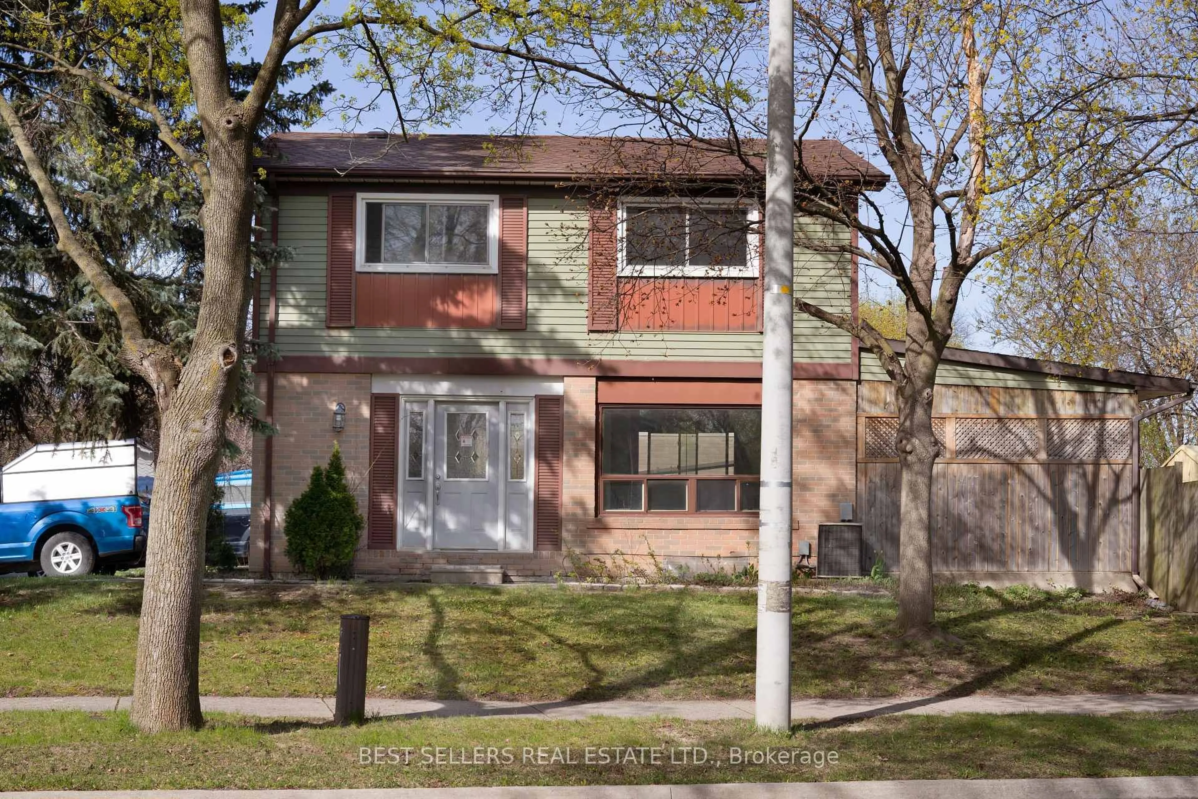 Home with brick exterior material, street for 9 Herkley Dr, Brampton Ontario L6V 2E7