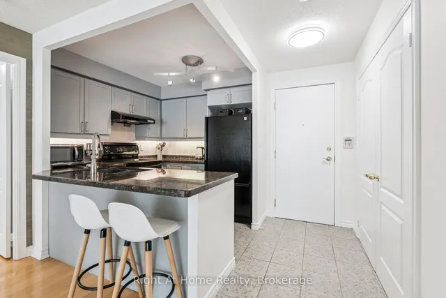 2111 Lake Shore Blvd #605, Toronto 5