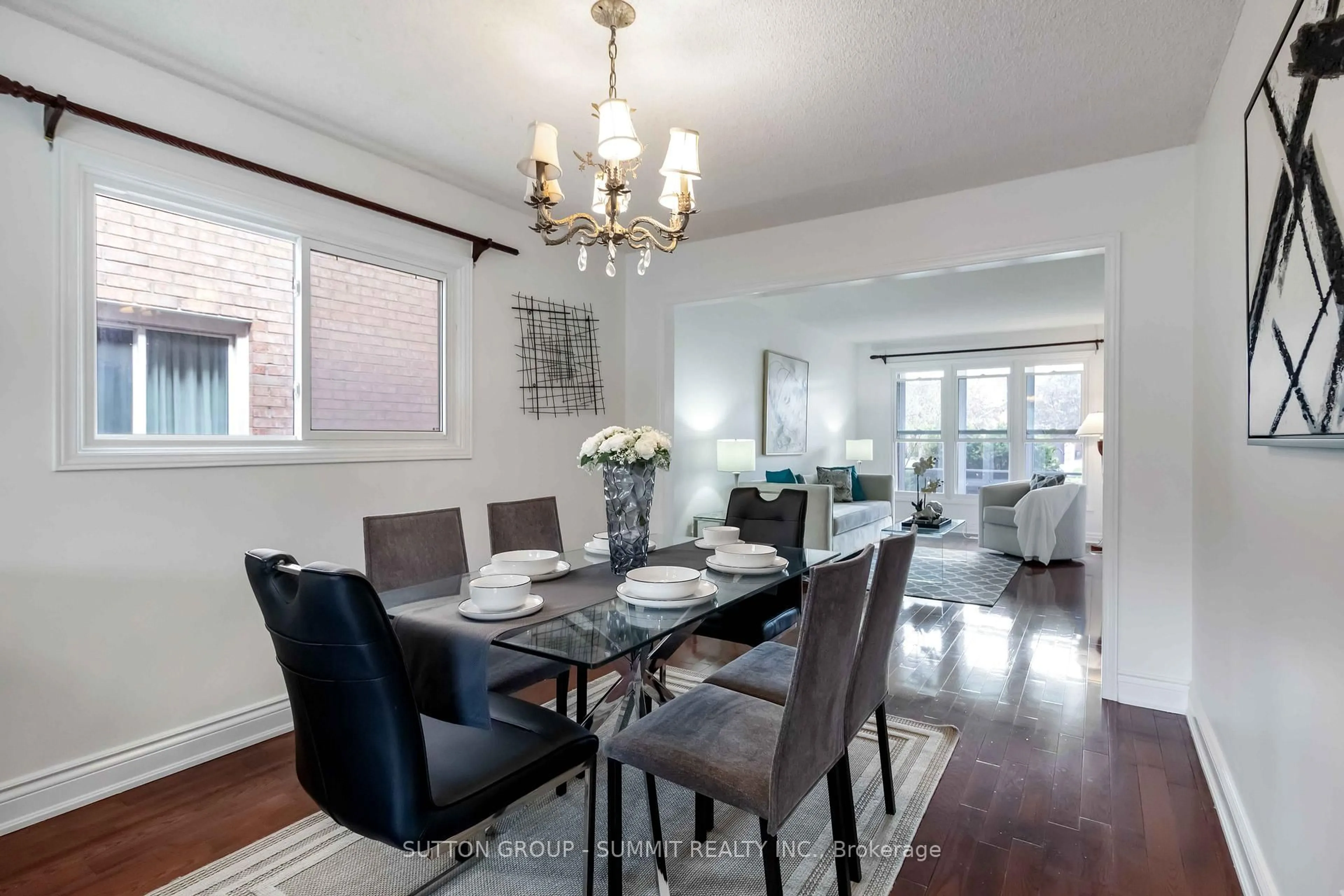 Dining room, unknown for 4466 GLADEBROOK Cres, Mississauga Ontario L5V 1E4