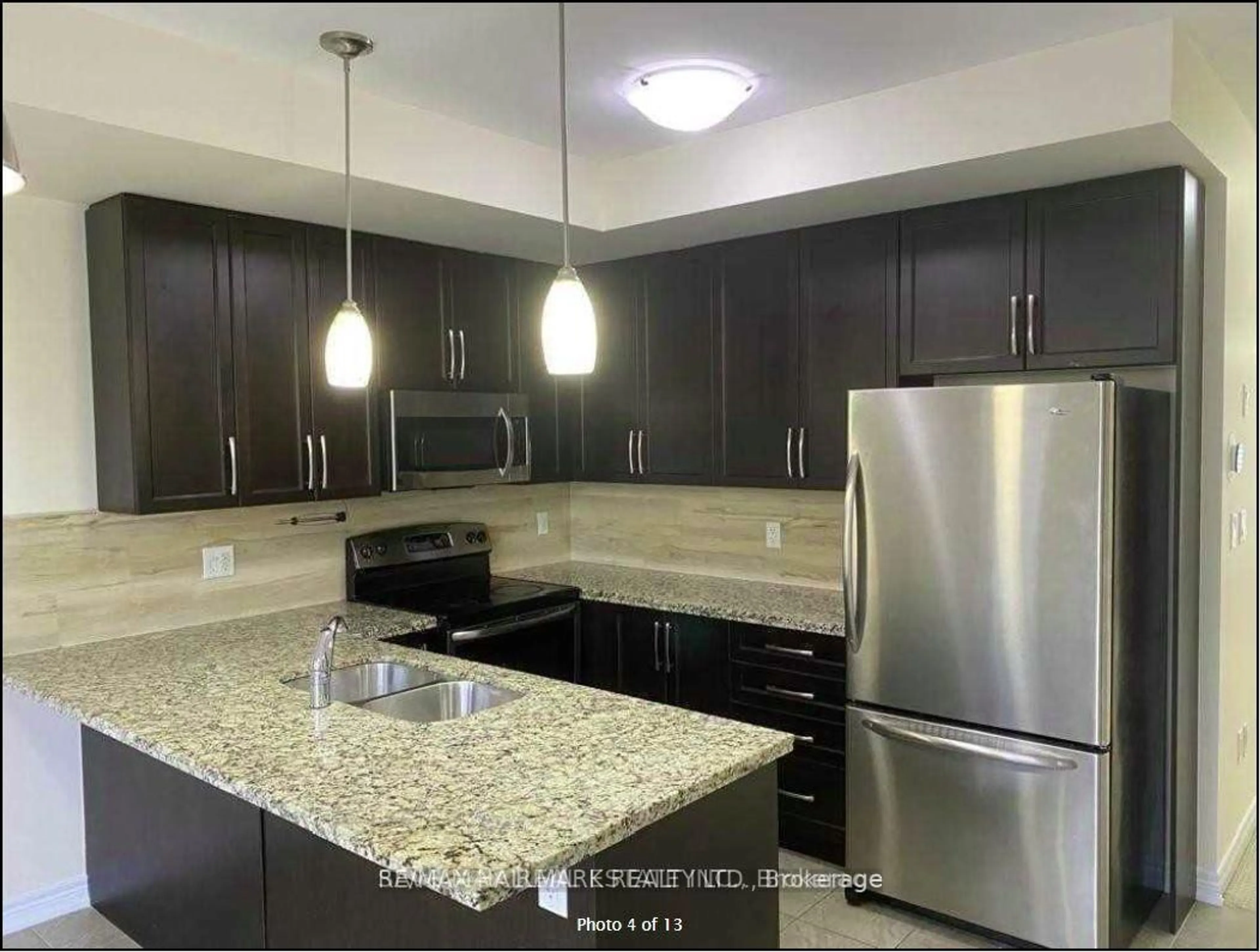 Open concept kitchen, ceramic/tile floor for 4141 Palermo Common, Burlington Ontario L7L 0G7