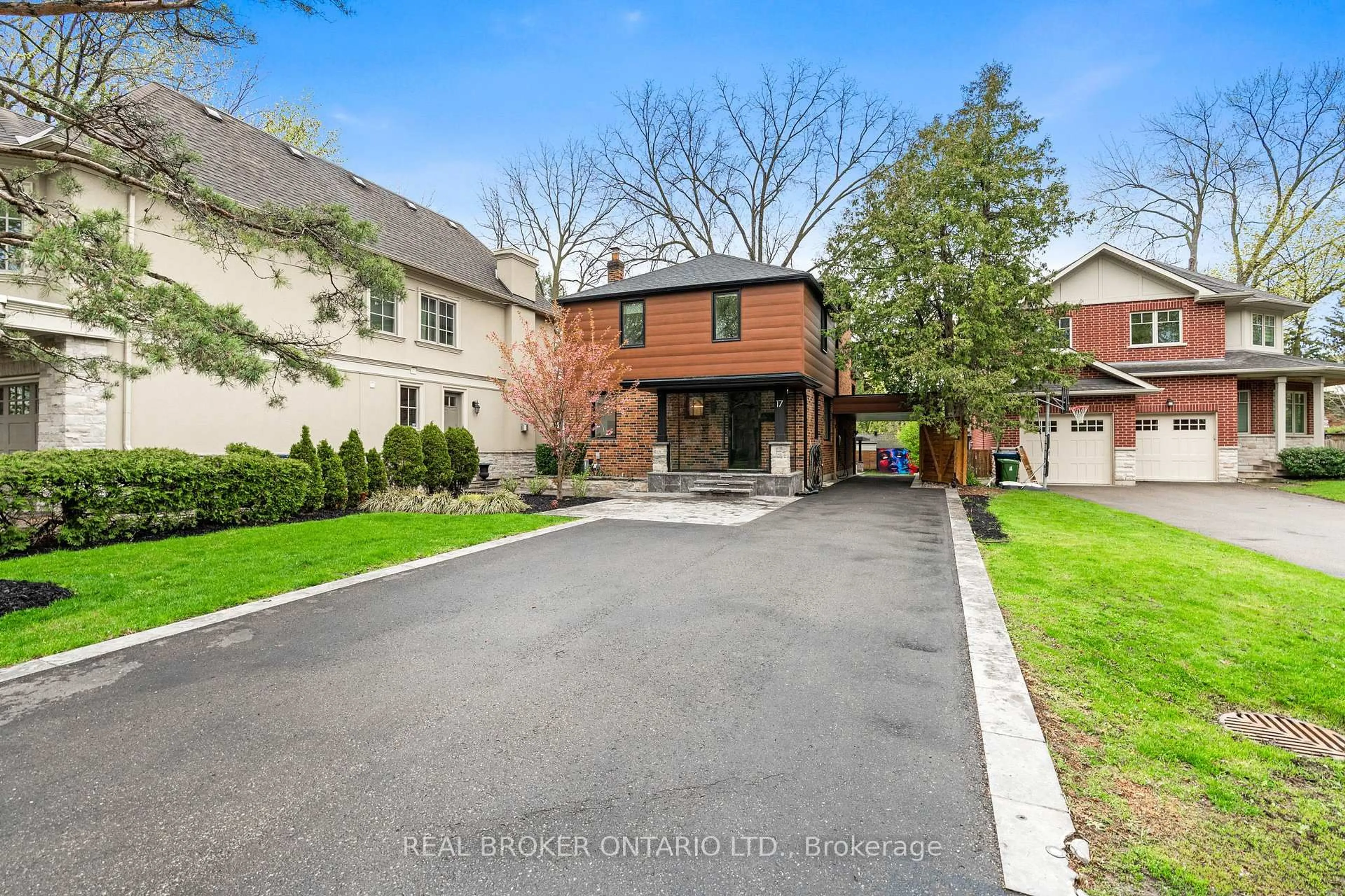 Home with brick exterior material, street for 17 Old Oak Rd, Toronto Ontario M9A 2V9