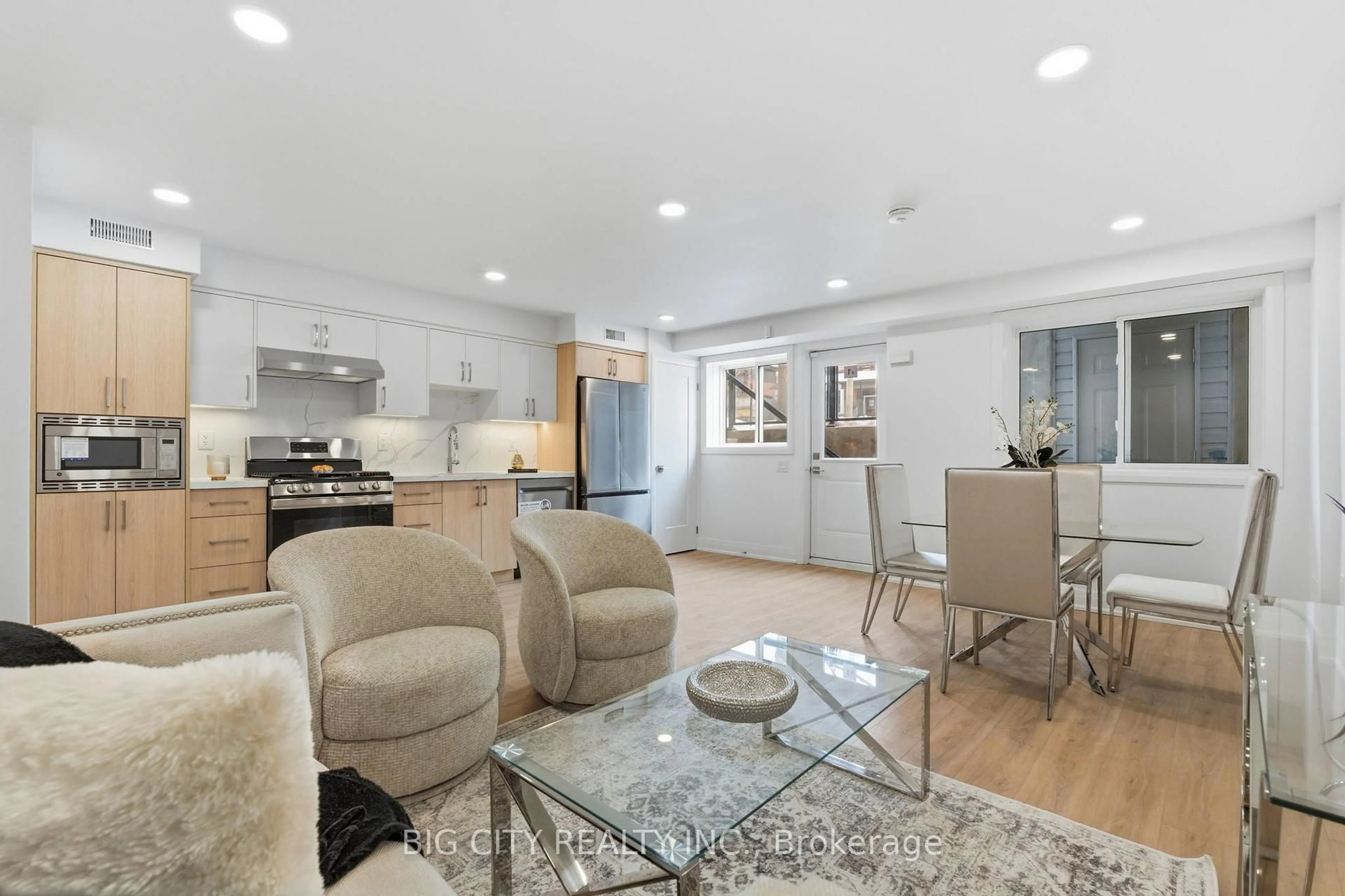 Unknown for 68 Westholme Ave #1, Toronto Ontario M6P 3B8